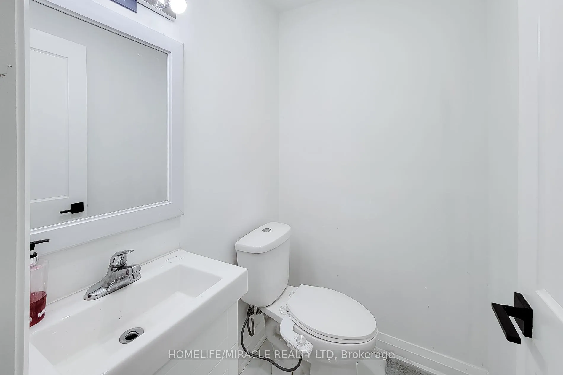 Photo 12 of 334 Gage Avenue, Hamilton, Industrial Sector — HOMEH