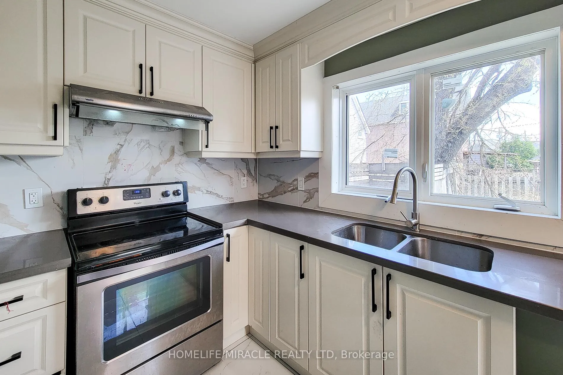 Photo 29 of 334 Gage Avenue, Hamilton, Industrial Sector — HOMEH