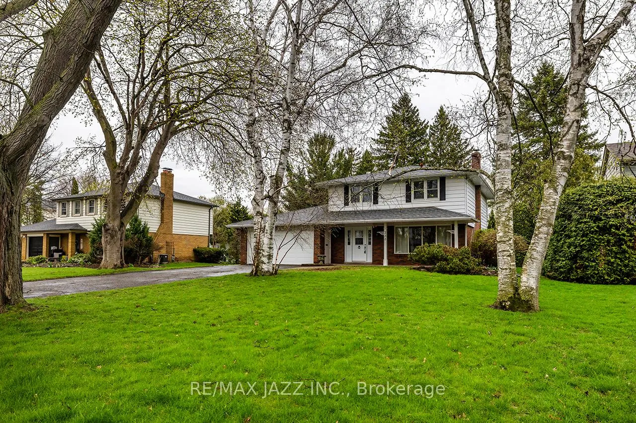 Photo 2 of 233 Wellington Street, Whitby, Lynde Creek — HOMEH