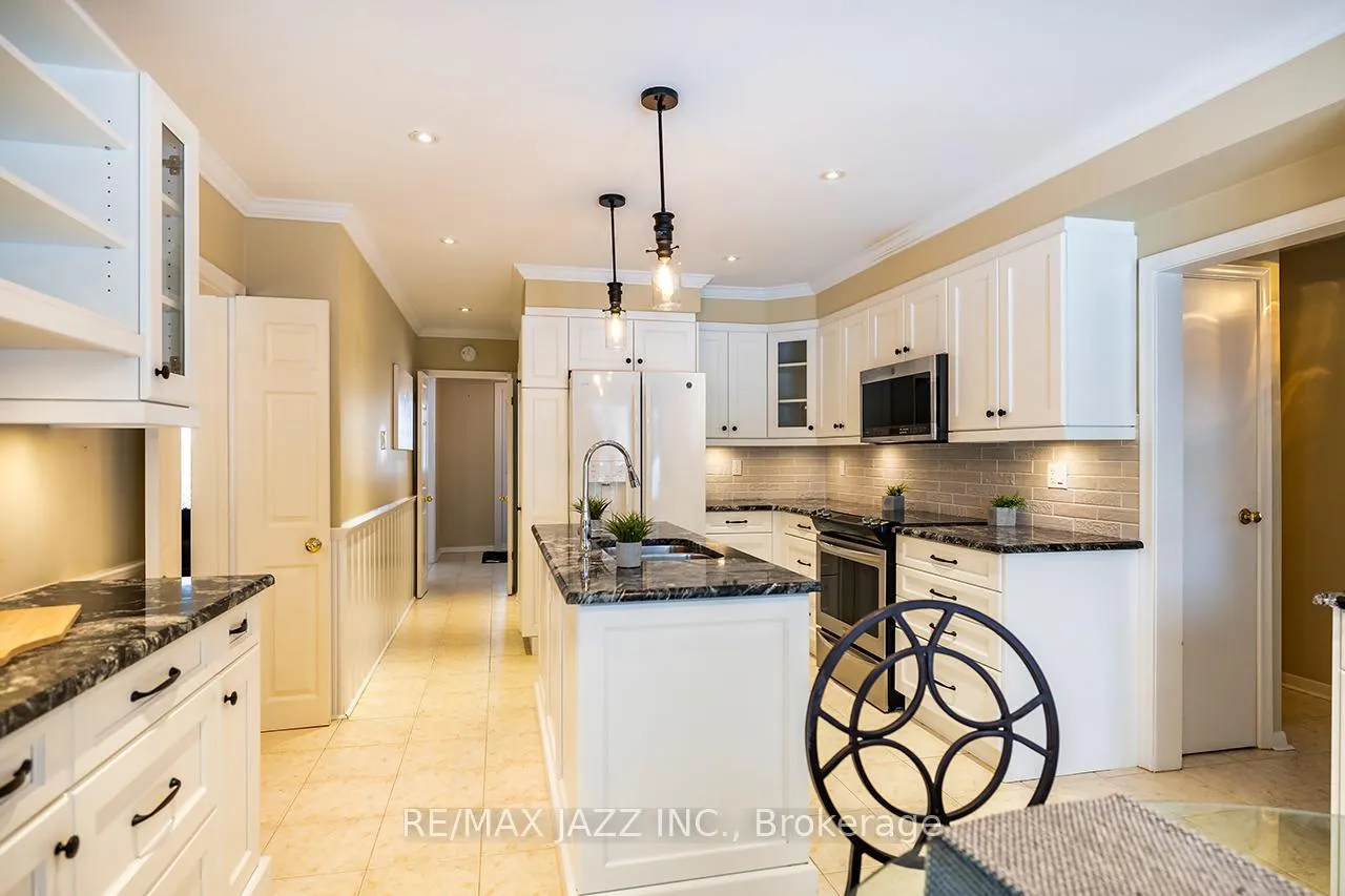Photo 23 of 233 Wellington Street, Whitby, Lynde Creek — HOMEH