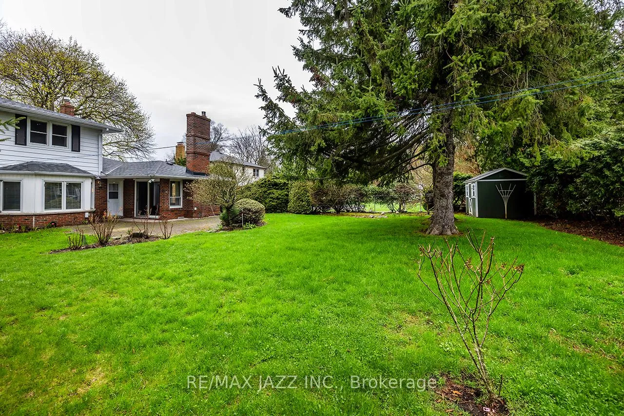 Photo 49 of 233 Wellington Street, Whitby, Lynde Creek — HOMEH