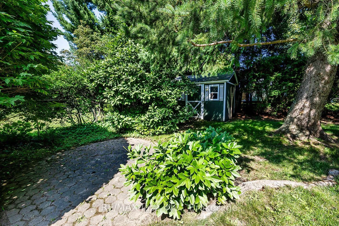 Photo 10 of 233 Wellington Street, Whitby, Lynde Creek — HOMEH