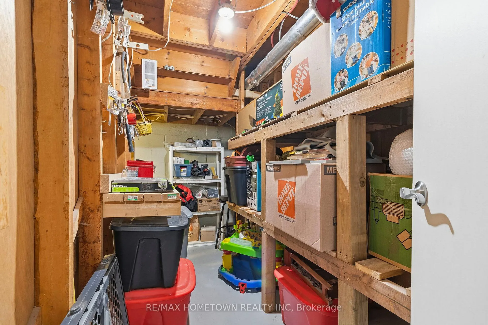 Photo 35 of 2038 Dundas Street, Edwardsburgh/Cardinal, Town of Cardinal — HOMEH