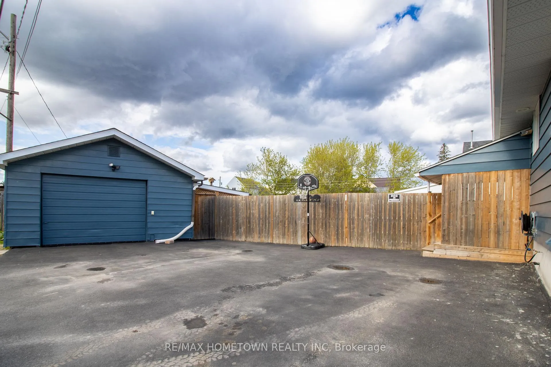 Photo 36 of 2038 Dundas Street, Edwardsburgh/Cardinal, Town of Cardinal — HOMEH