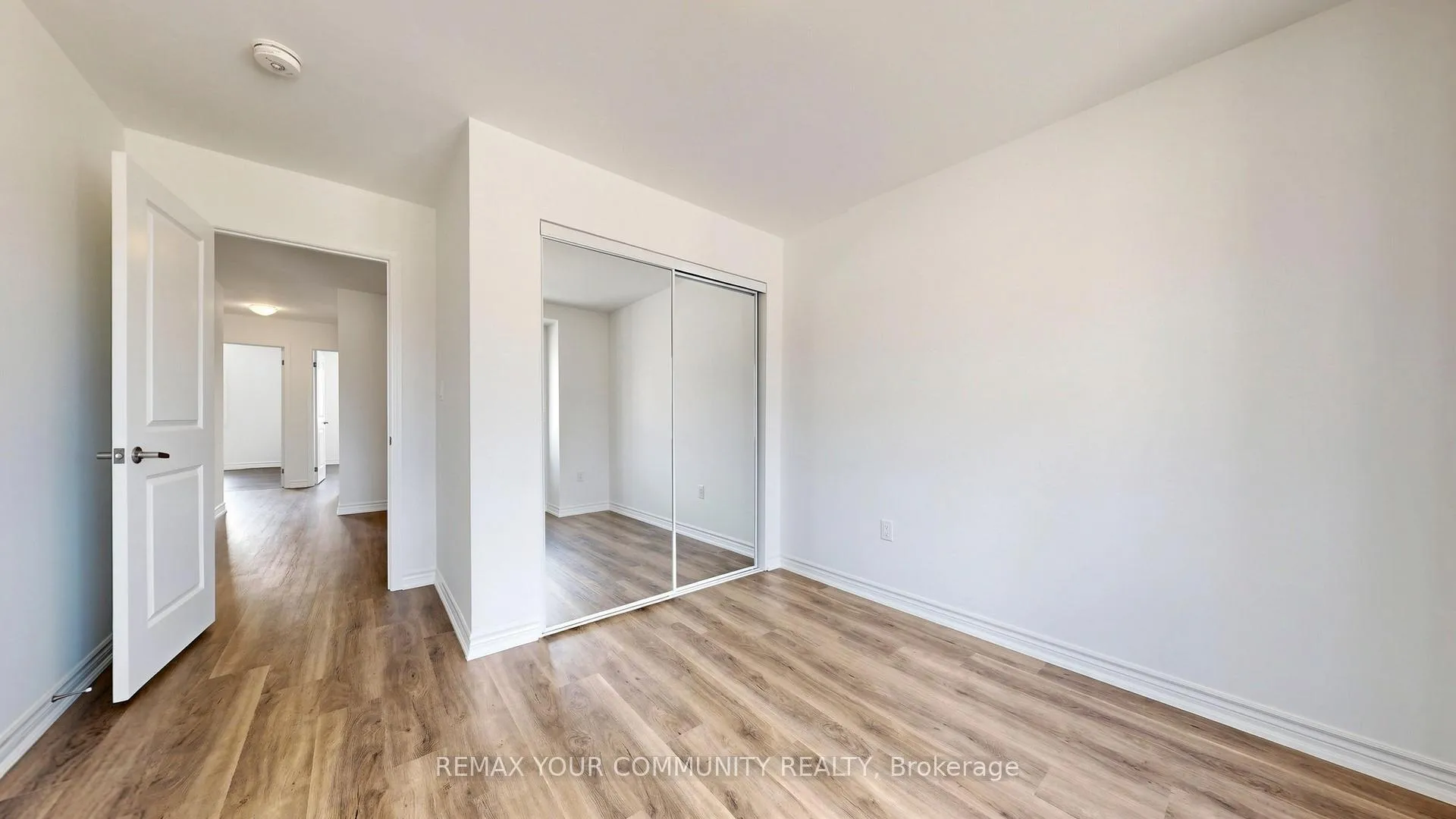 Photo 23 of 69 Lower Street, Barrie, Rural Barrie Southeast — HOMEH