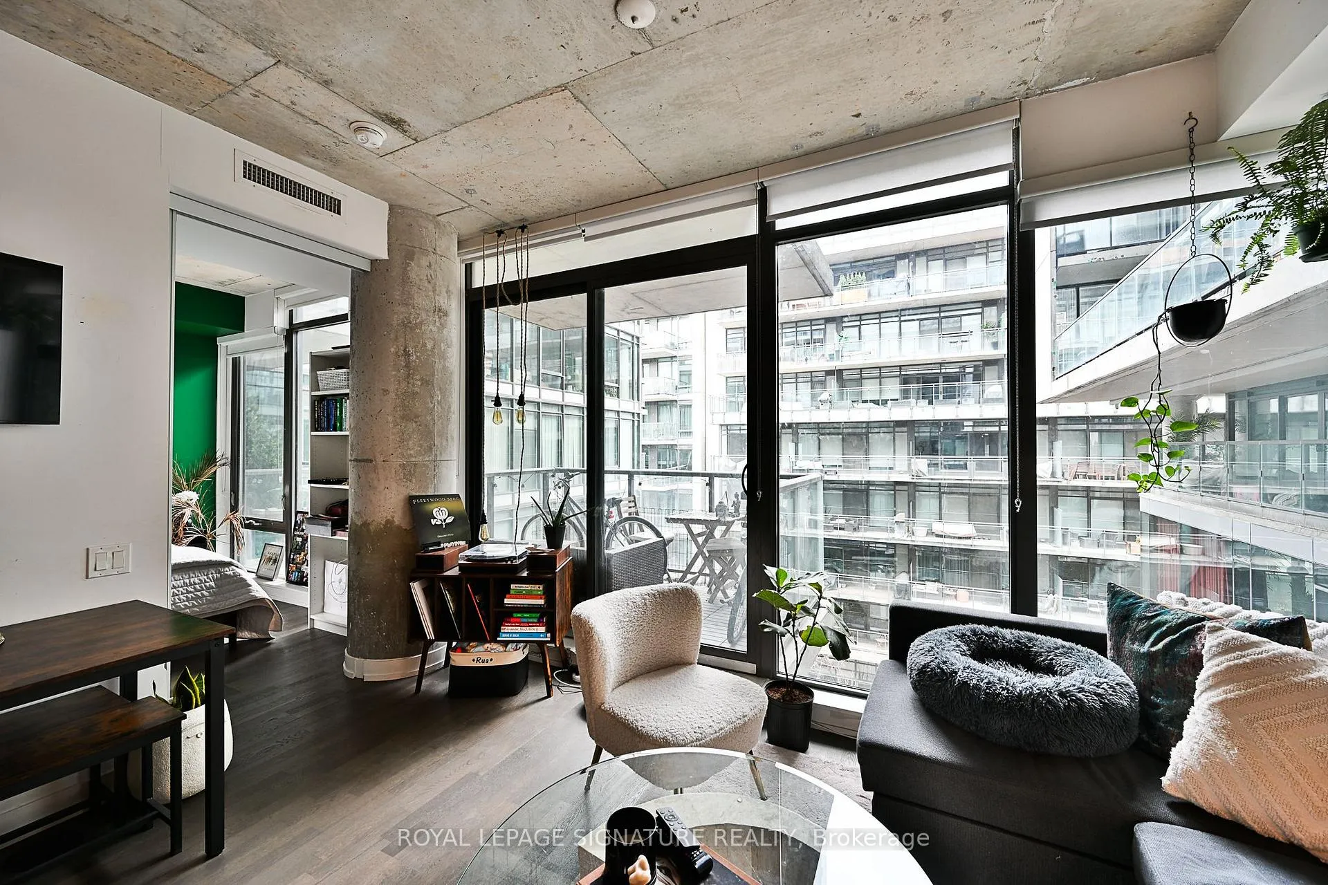 Photo 4 of Unit 601, 560 King Street W, Toronto, Waterfront Communities — HOMEH