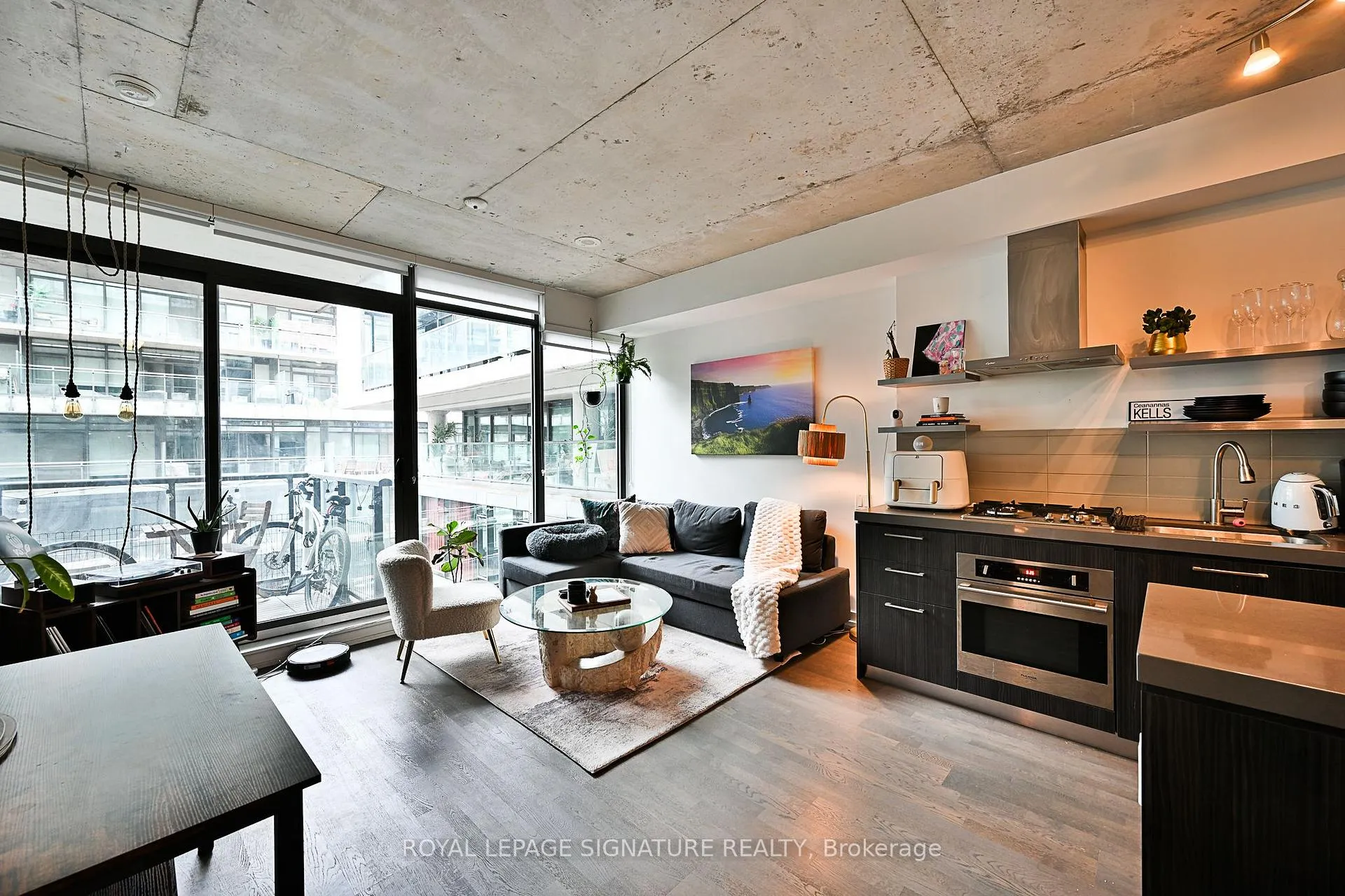 Photo 5 of Unit 601, 560 King Street W, Toronto, Waterfront Communities — HOMEH