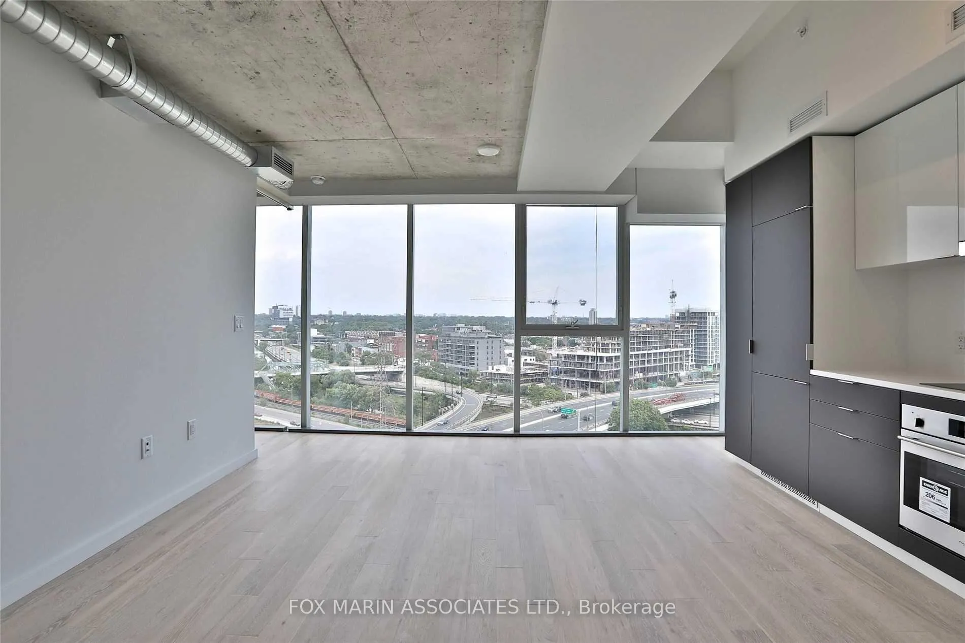 Photo 1 of Unit 1208, 170 Bayview Avenue, Toronto, Waterfront Communities — HOMEH
