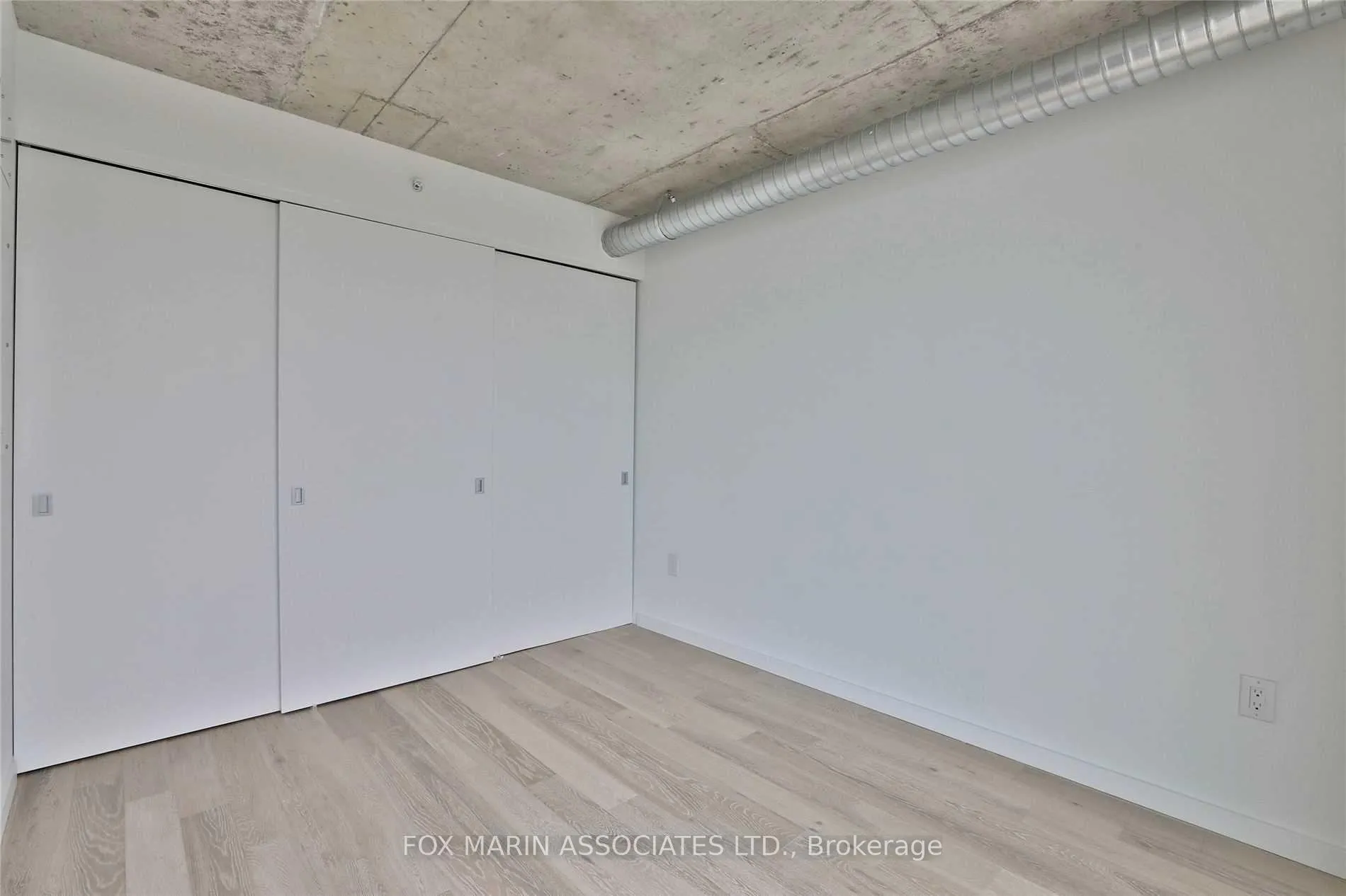 Photo 13 of Unit 1208, 170 Bayview Avenue, Toronto, Waterfront Communities — HOMEH