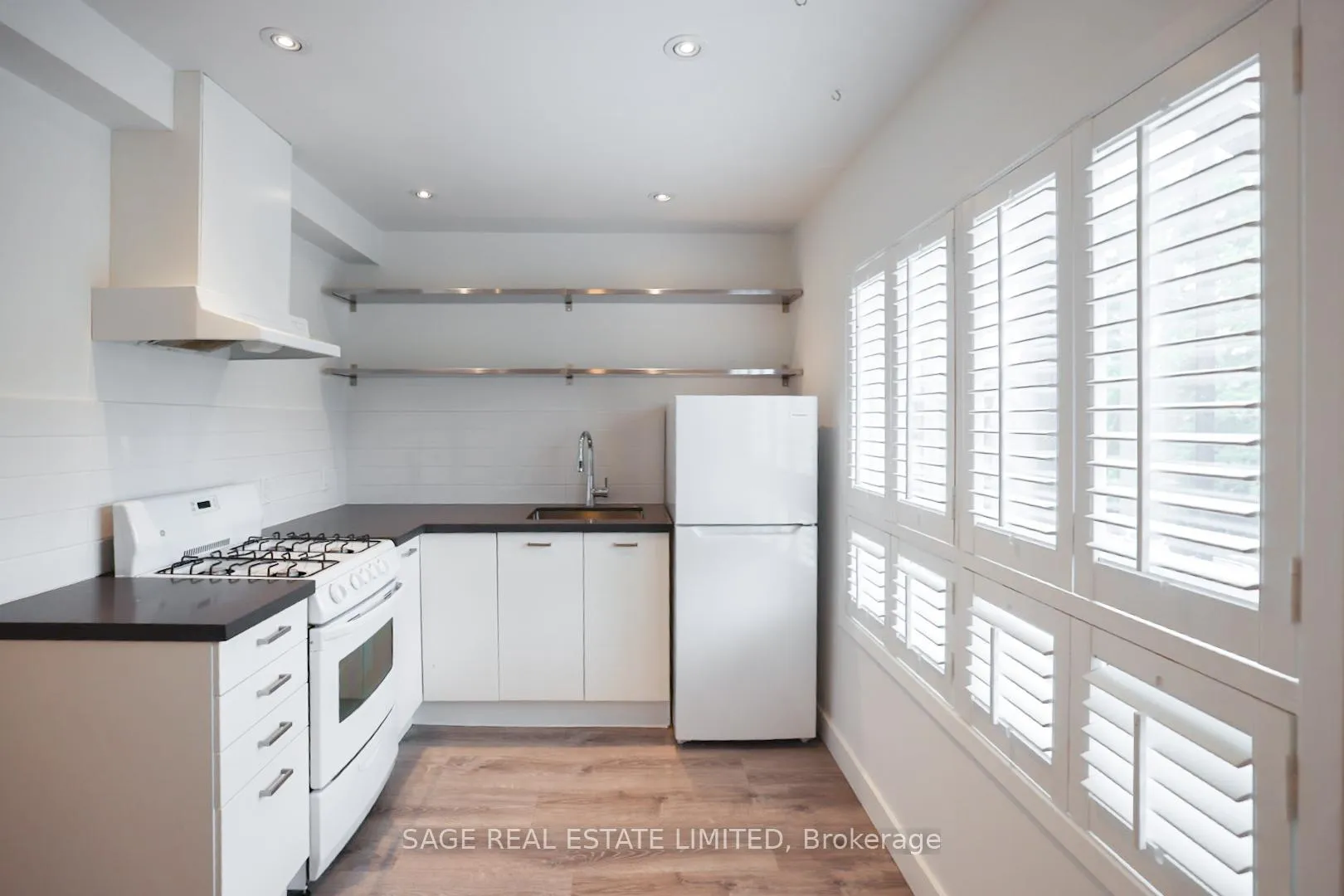 Photo 1 of Unit 2, 8 Brookmount Road, Toronto, The Beaches — HOMEH