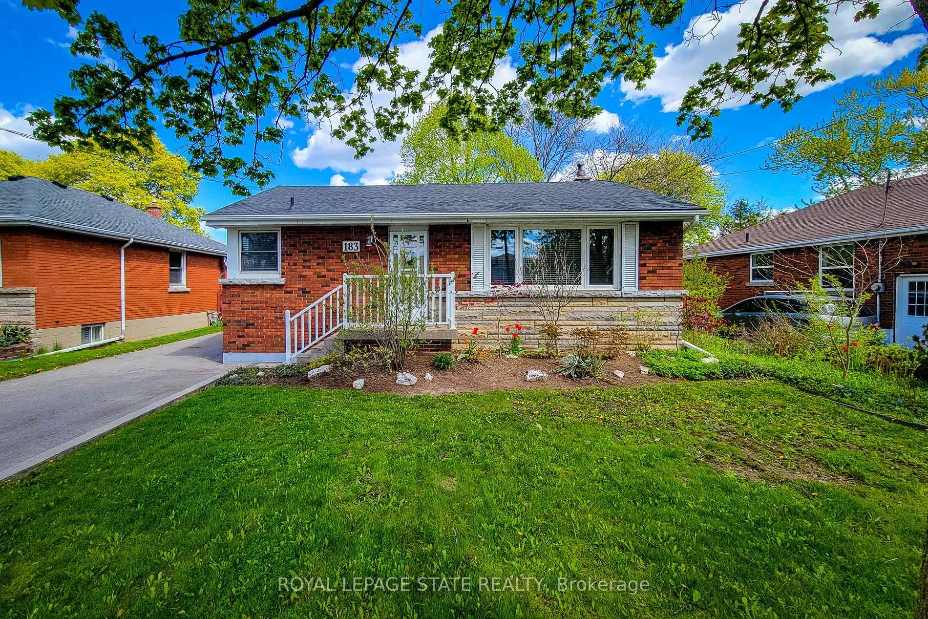 Photo 4 of 183 Allenby Avenue, Hamilton, Balfour — HOMEH