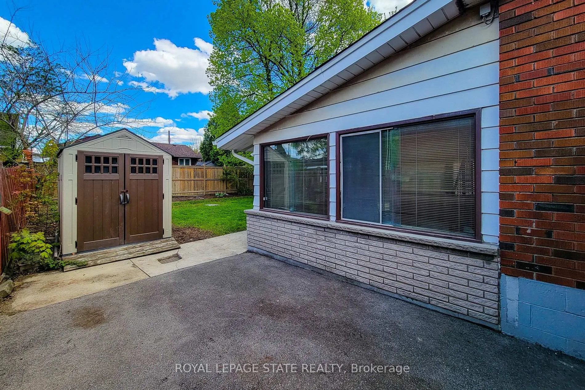 Photo 9 of 183 Allenby Avenue, Hamilton, Balfour — HOMEH