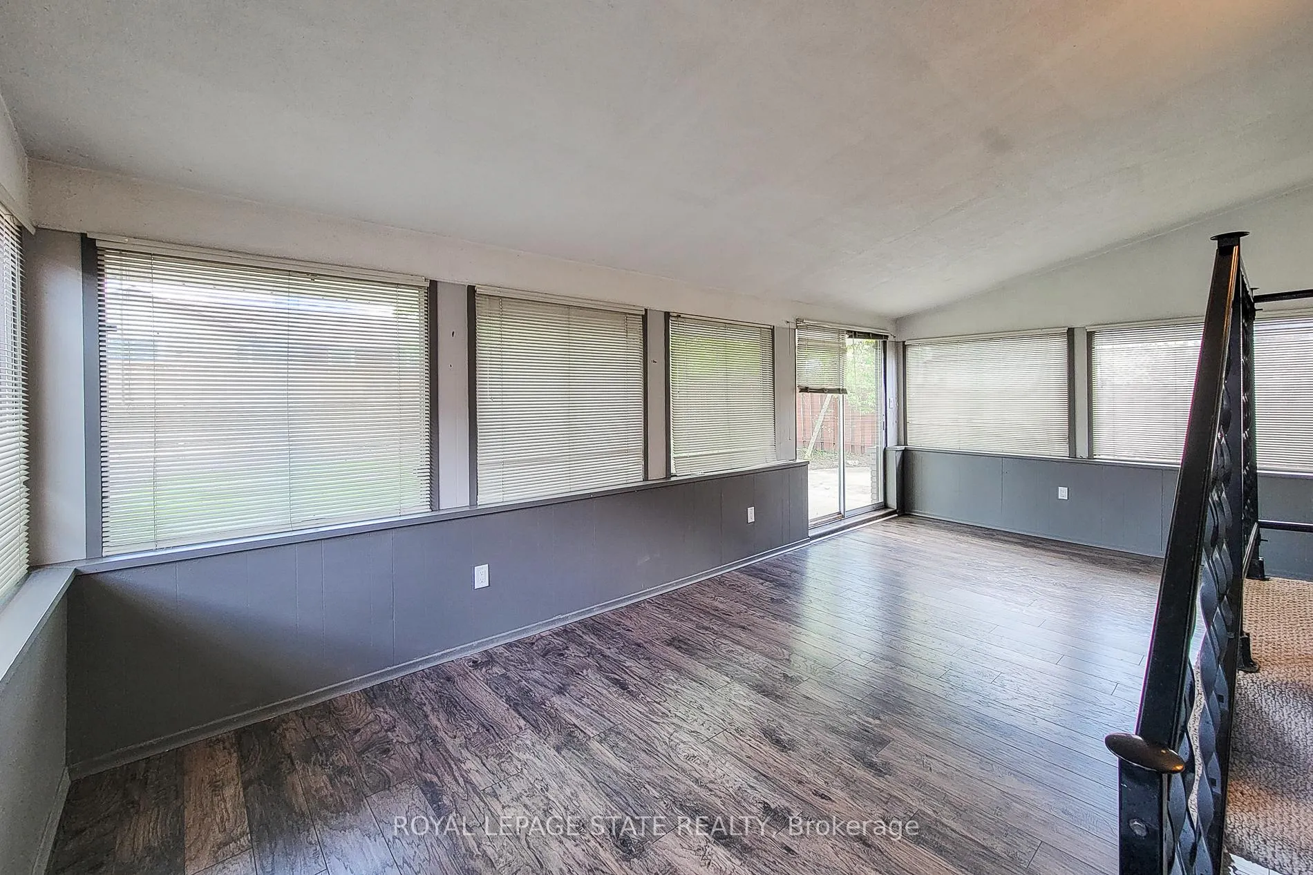 Photo 26 of 183 Allenby Avenue, Hamilton, Balfour — HOMEH