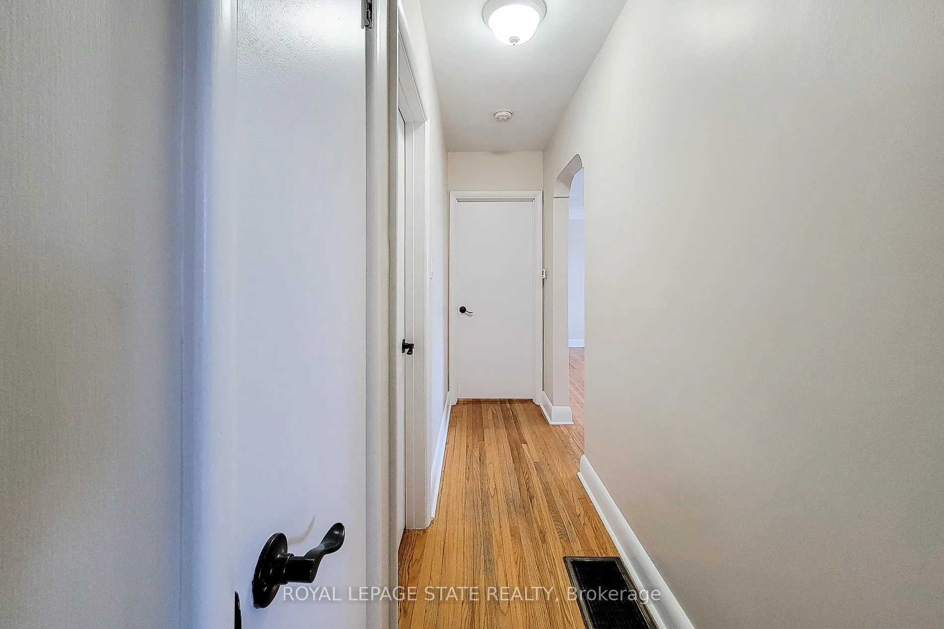 Photo 29 of 183 Allenby Avenue, Hamilton, Balfour — HOMEH