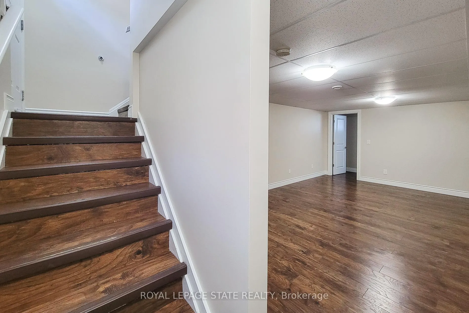Photo 36 of 183 Allenby Avenue, Hamilton, Balfour — HOMEH