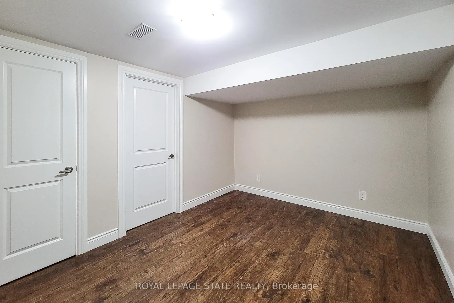 Photo 44 of 183 Allenby Avenue, Hamilton, Balfour — HOMEH
