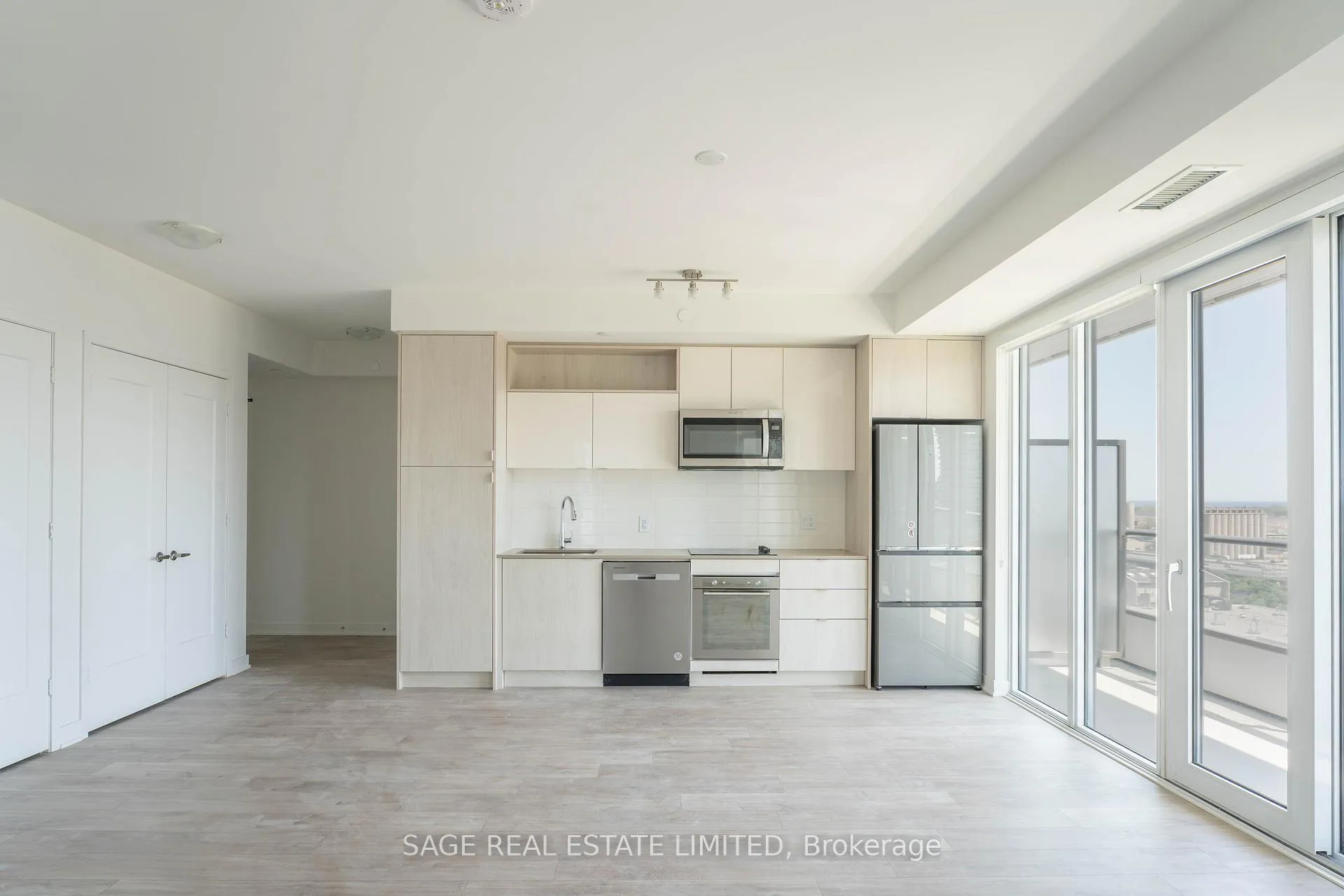 Photo 3 of Unit 1455, 121 Lower Sherbourne Street, Toronto, Waterfront Communities — HOMEH