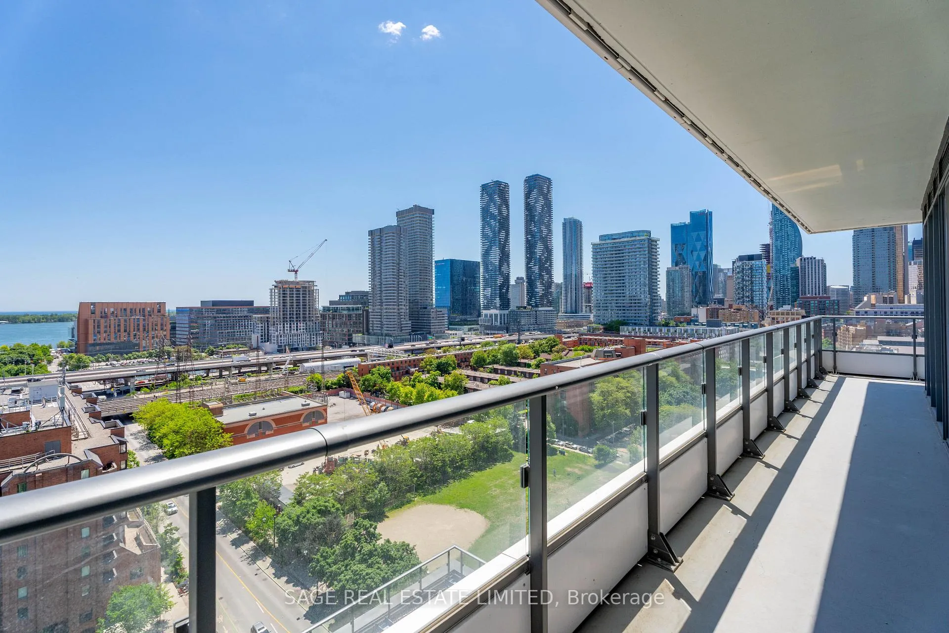 Photo 4 of Unit 1455, 121 Lower Sherbourne Street, Toronto, Waterfront Communities — HOMEH