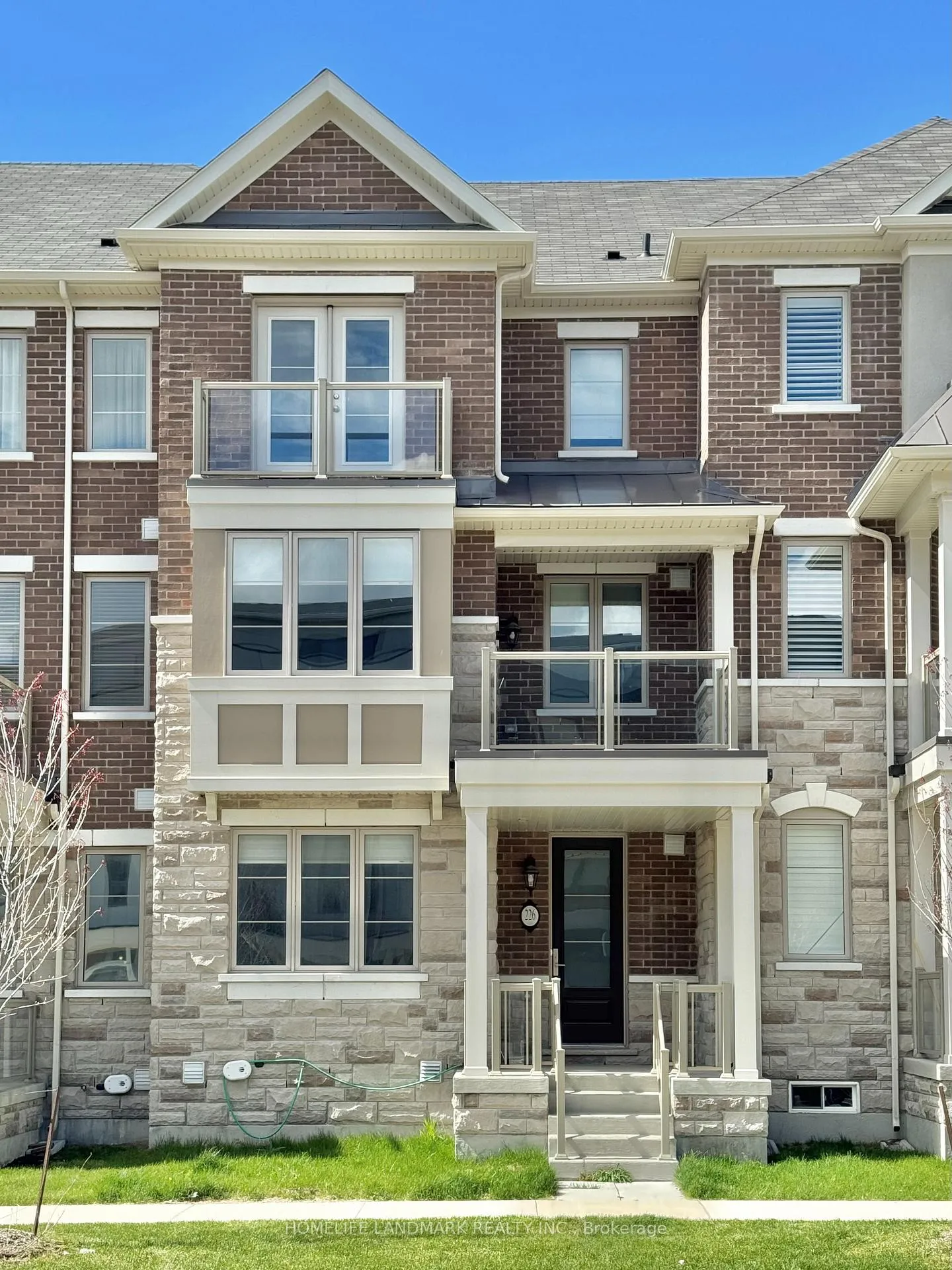 Photo 1 of 226 Rustle Woods Avenue, Markham, Cornell — HOMEH