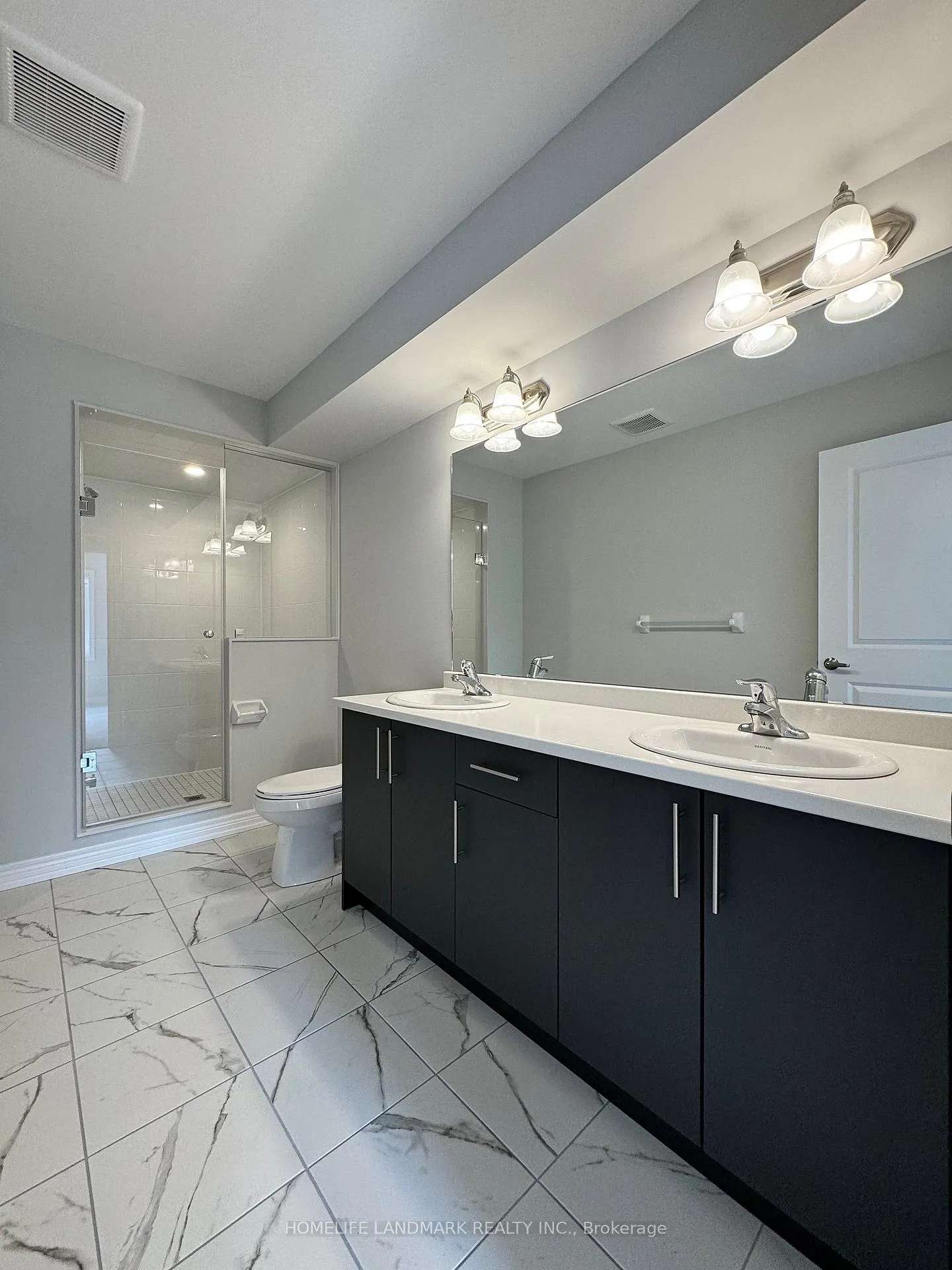 Photo 7 of 226 Rustle Woods Avenue, Markham, Cornell — HOMEH