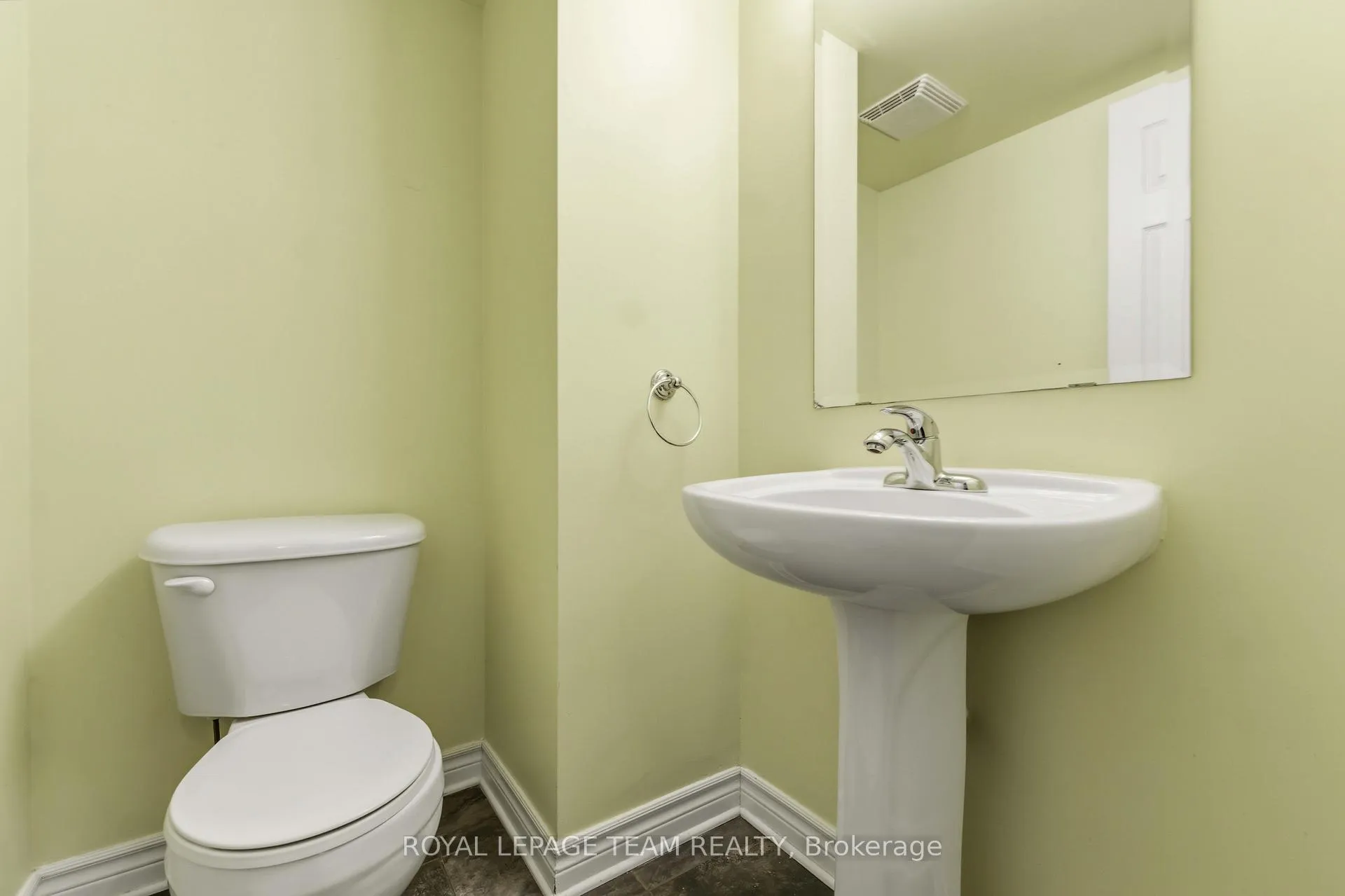 Photo 18 of Unit A, 405 Chapman Mills Drive, Ottawa, Barrhaven - Strandherd — HOMEH