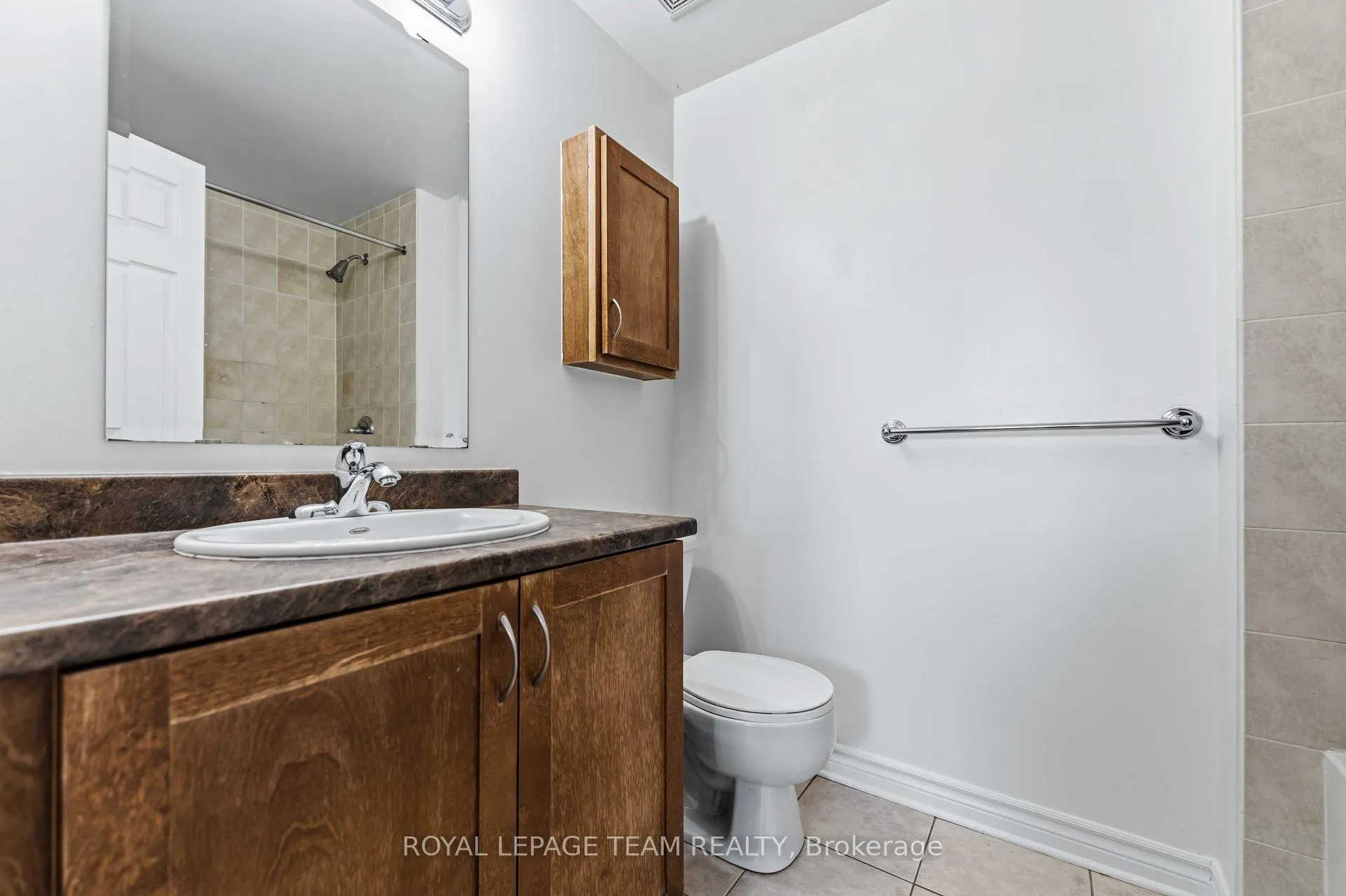 Photo 25 of Unit A, 405 Chapman Mills Drive, Ottawa, Barrhaven - Strandherd — HOMEH
