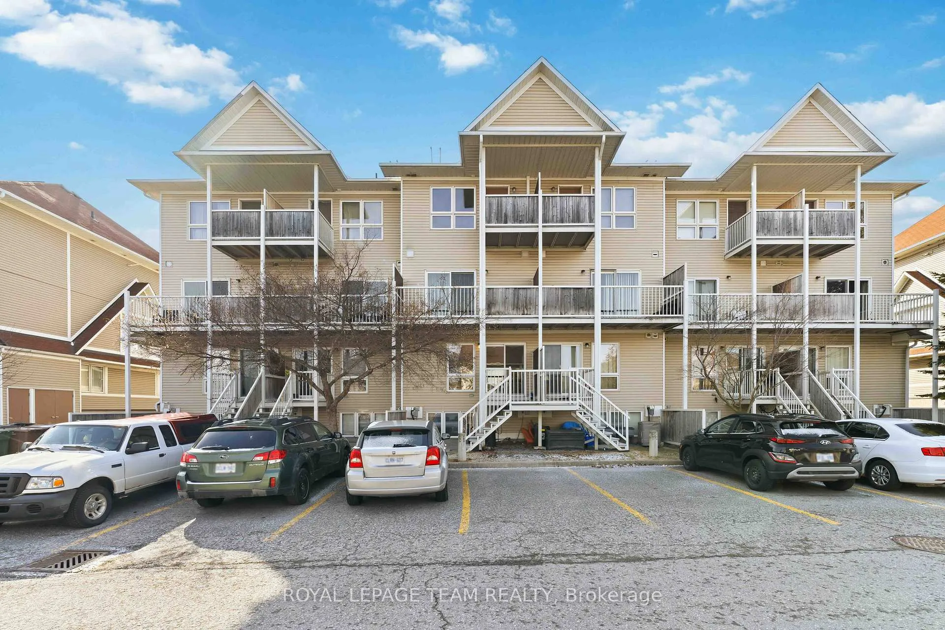 Photo 36 of Unit A, 405 Chapman Mills Drive, Ottawa, Barrhaven - Strandherd — HOMEH