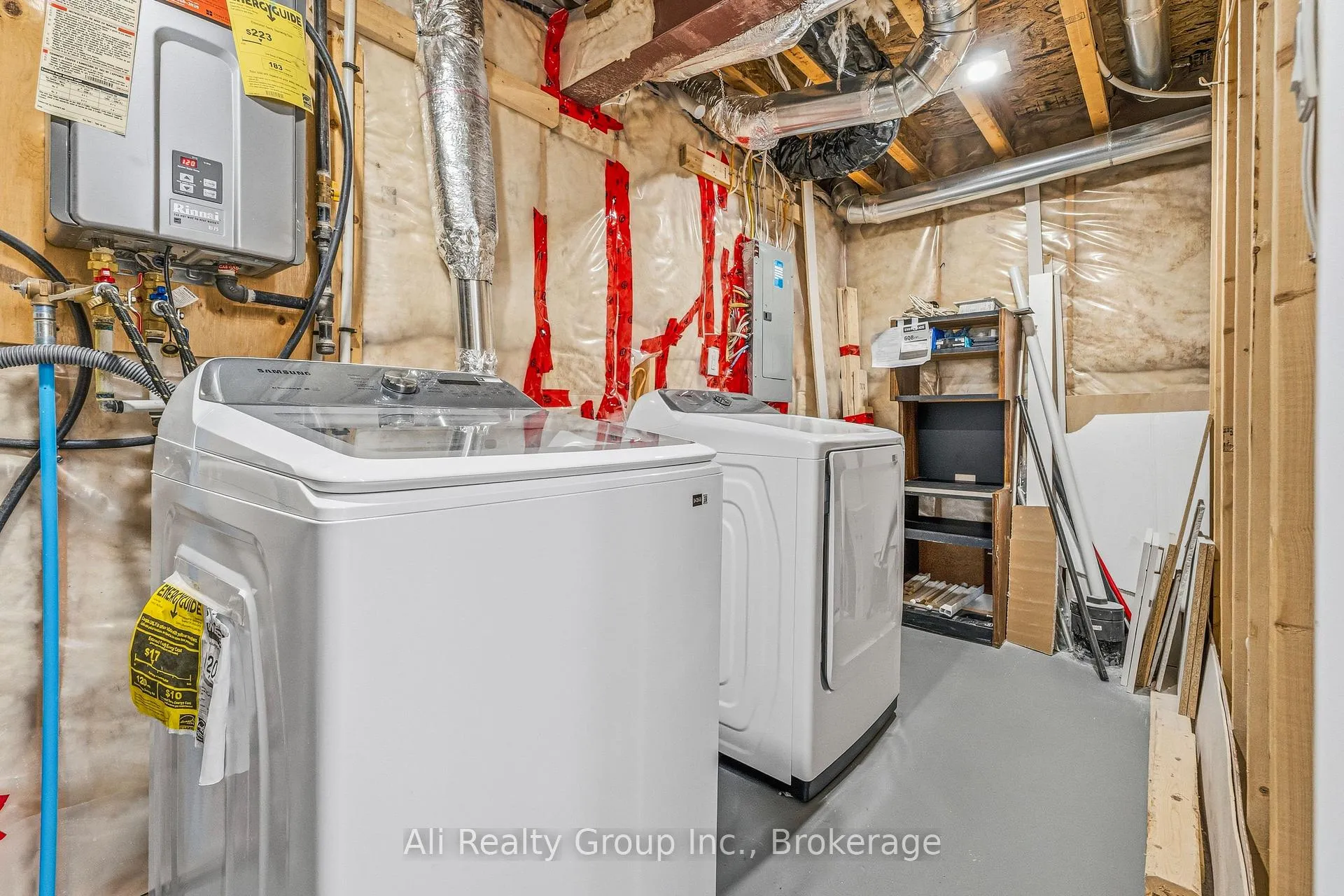Photo 27 of 400 Nestleton Street, Ottawa, Avalon East — HOMEH