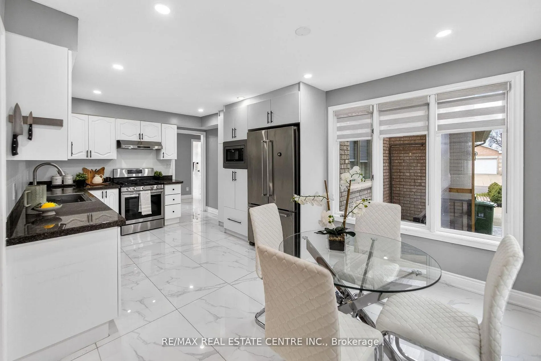 Photo 15 of 25 Highbury Drive, Hamilton, Stoney Creek Mountain — HOMEH