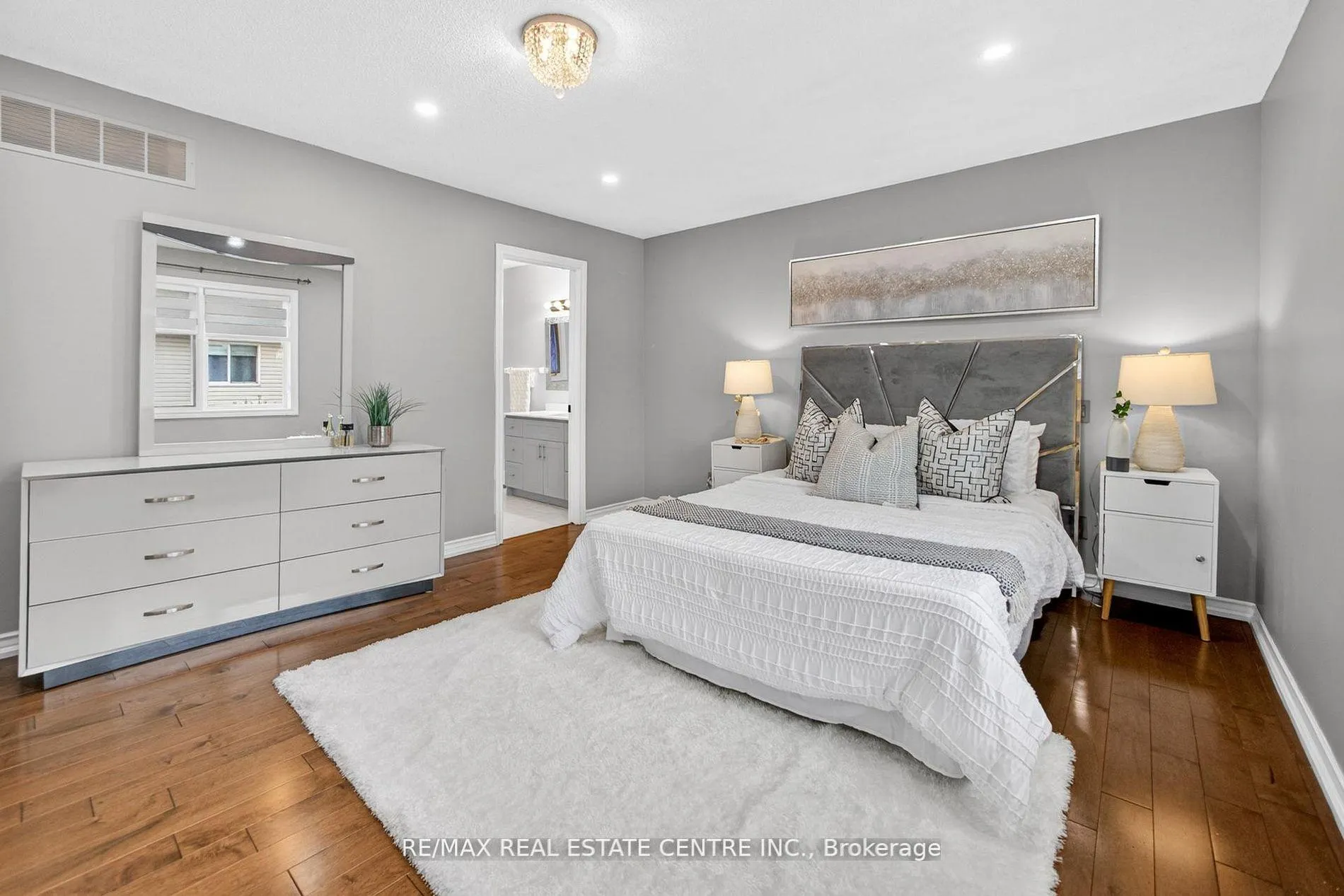 Photo 24 of 25 Highbury Drive, Hamilton, Stoney Creek Mountain — HOMEH