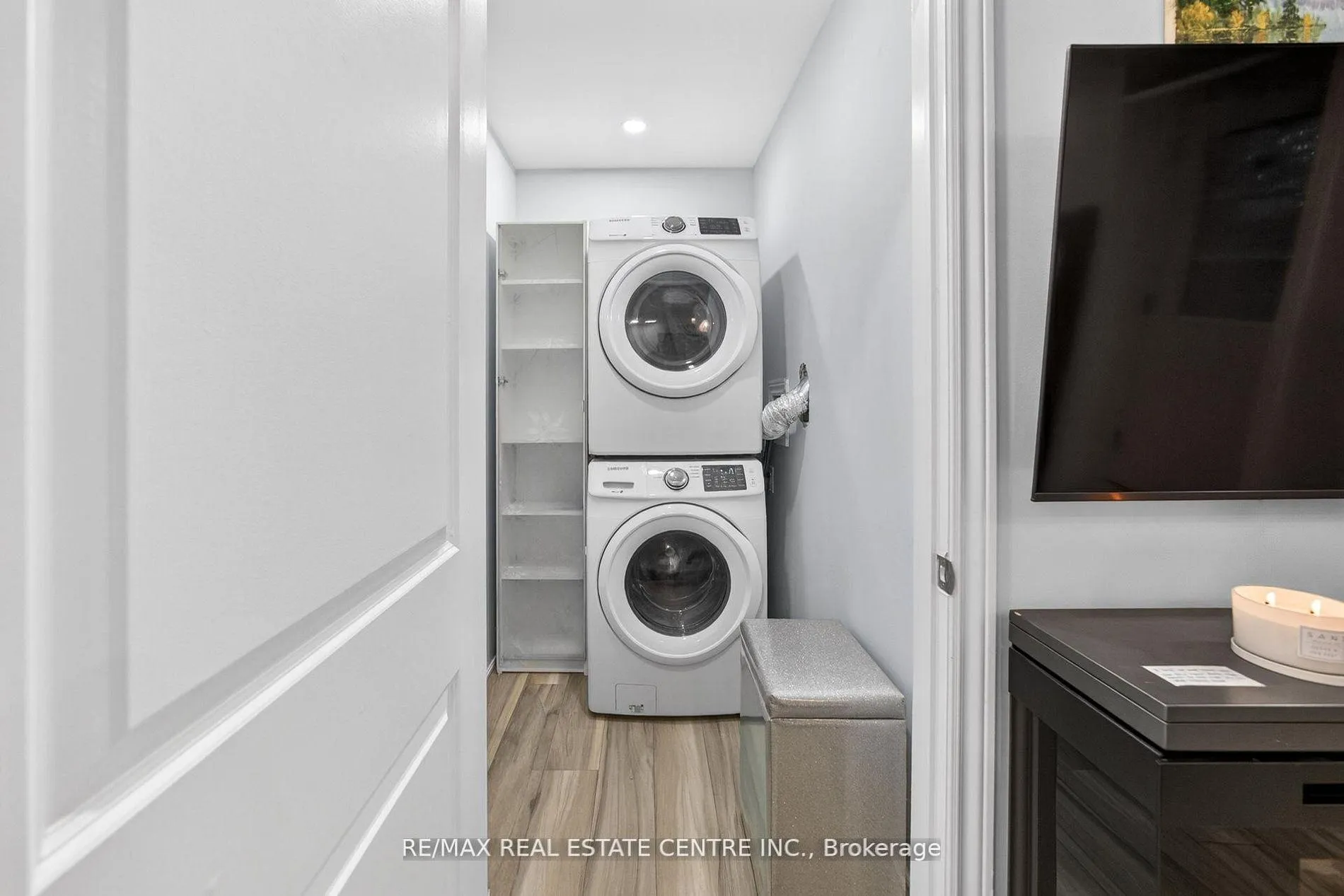Photo 37 of 25 Highbury Drive, Hamilton, Stoney Creek Mountain — HOMEH