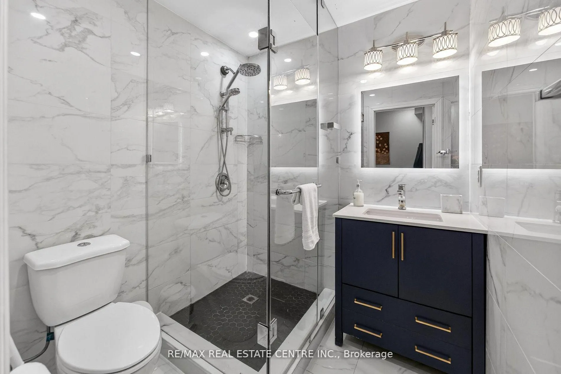 Photo 43 of 25 Highbury Drive, Hamilton, Stoney Creek Mountain — HOMEH
