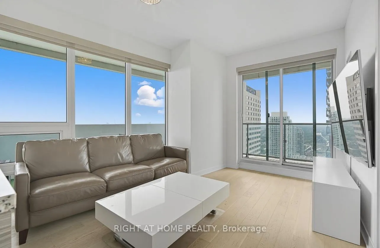 Photo 3 of Unit 3109, 2221 Yonge Street, Toronto, Mount Pleasant West — HOMEH