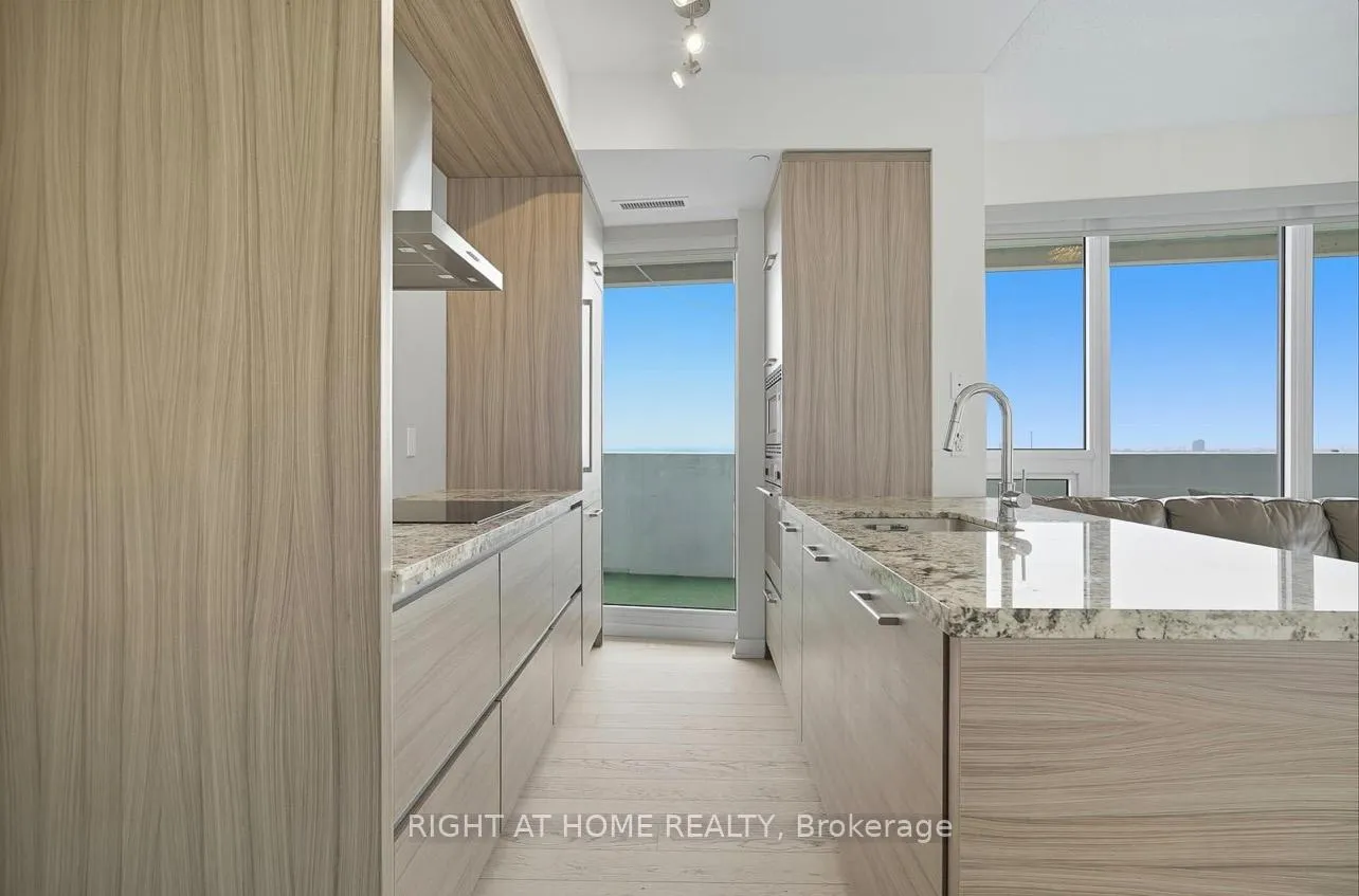 Photo 9 of Unit 3109, 2221 Yonge Street, Toronto, Mount Pleasant West — HOMEH