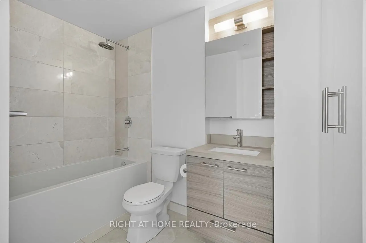 Photo 17 of Unit 3109, 2221 Yonge Street, Toronto, Mount Pleasant West — HOMEH