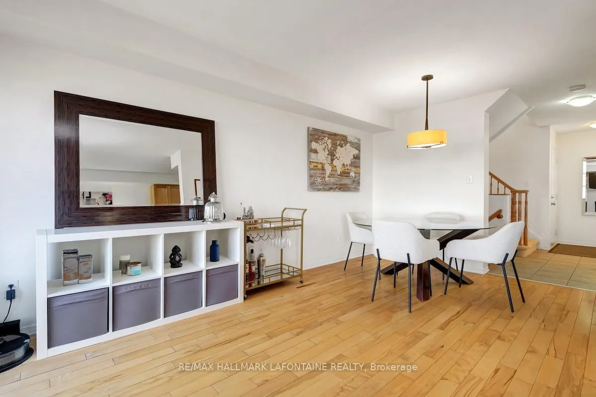 Photo 12 of 442 Wisteria Crescent, Ottawa, Hunt Club — HOMEH