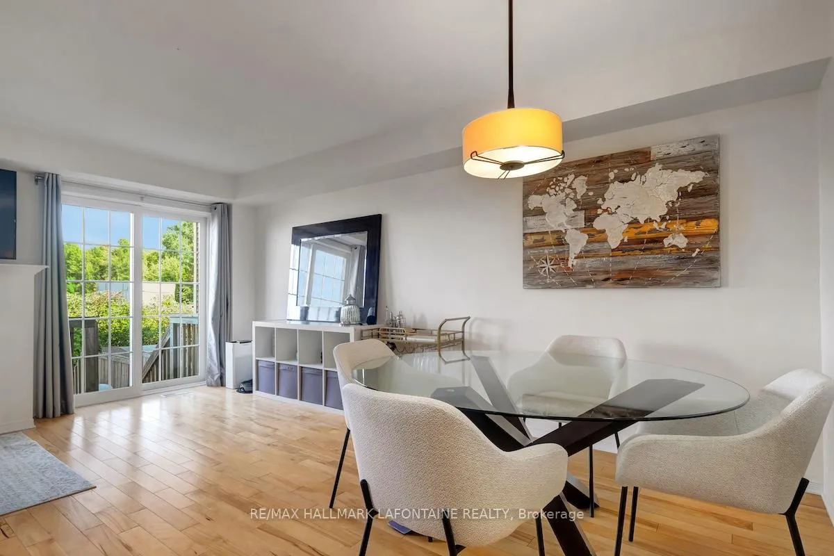 Photo 15 of 442 Wisteria Crescent, Ottawa, Hunt Club — HOMEH