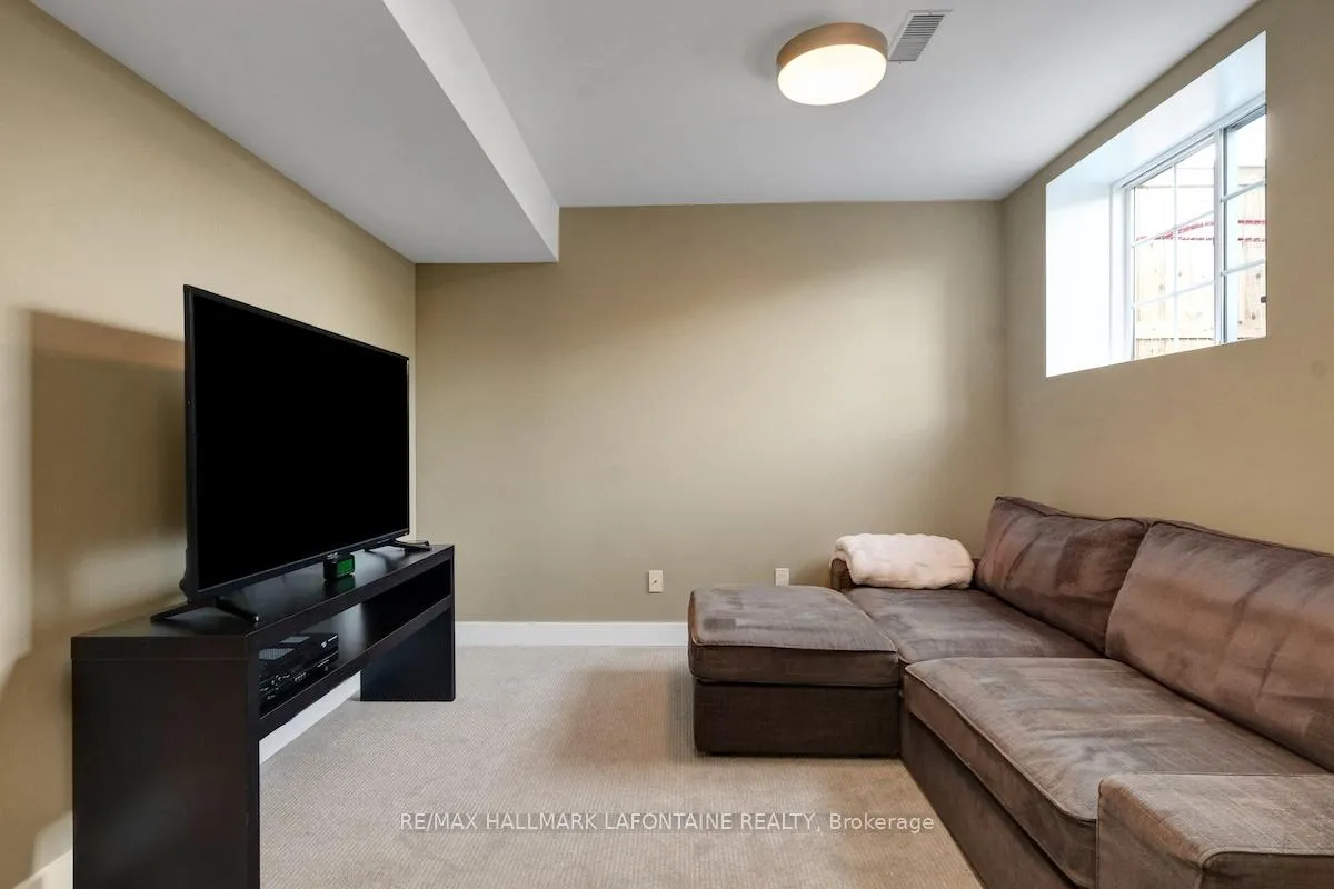 Photo 30 of 442 Wisteria Crescent, Ottawa, Hunt Club — HOMEH