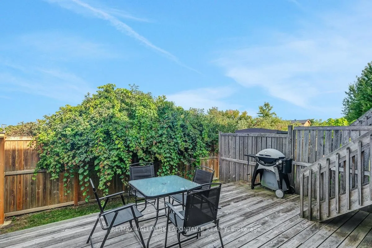 Photo 35 of 442 Wisteria Crescent, Ottawa, Hunt Club — HOMEH