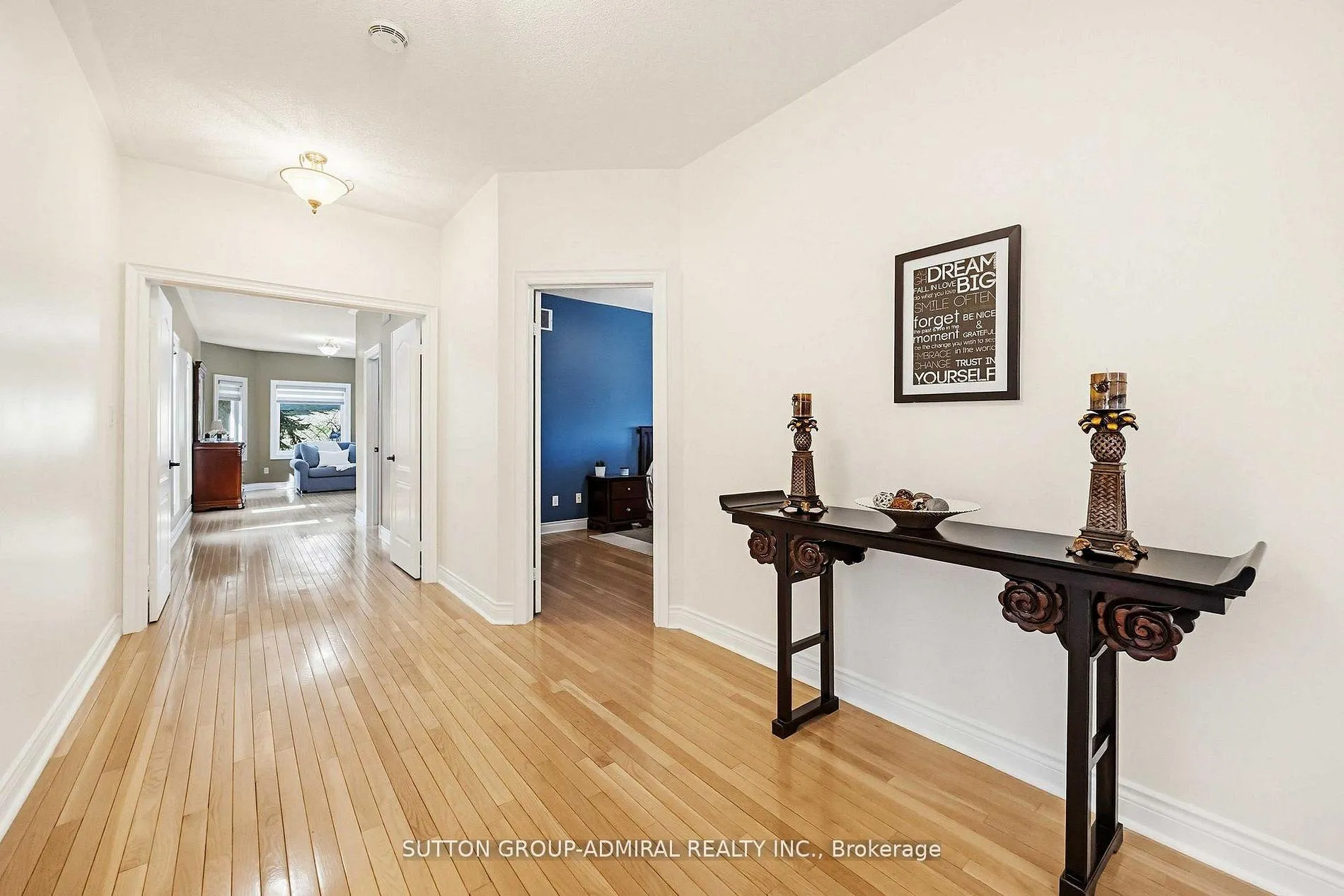 Photo 14 of 71 Glacier Court, Vaughan, Rural Vaughan — HOMEH
