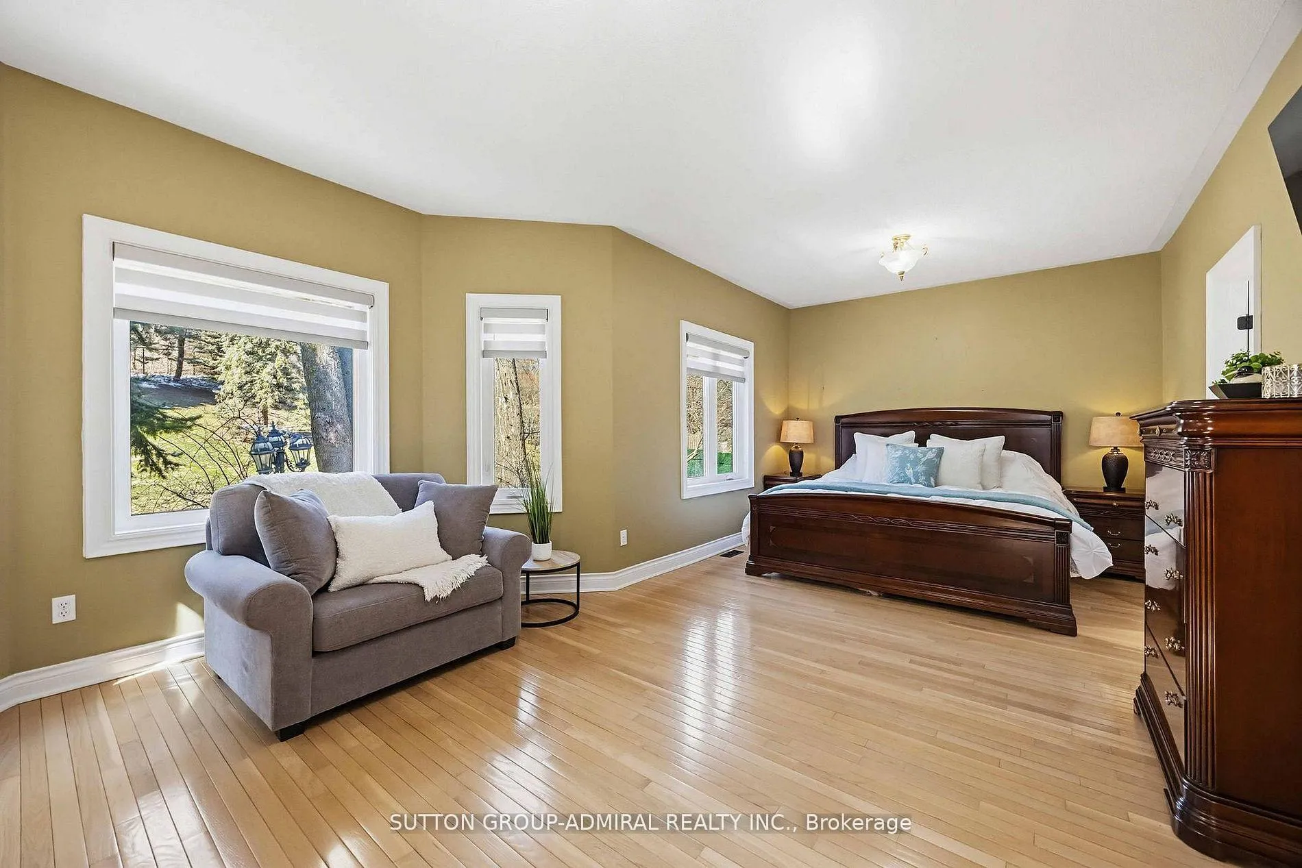 Photo 15 of 71 Glacier Court, Vaughan, Rural Vaughan — HOMEH