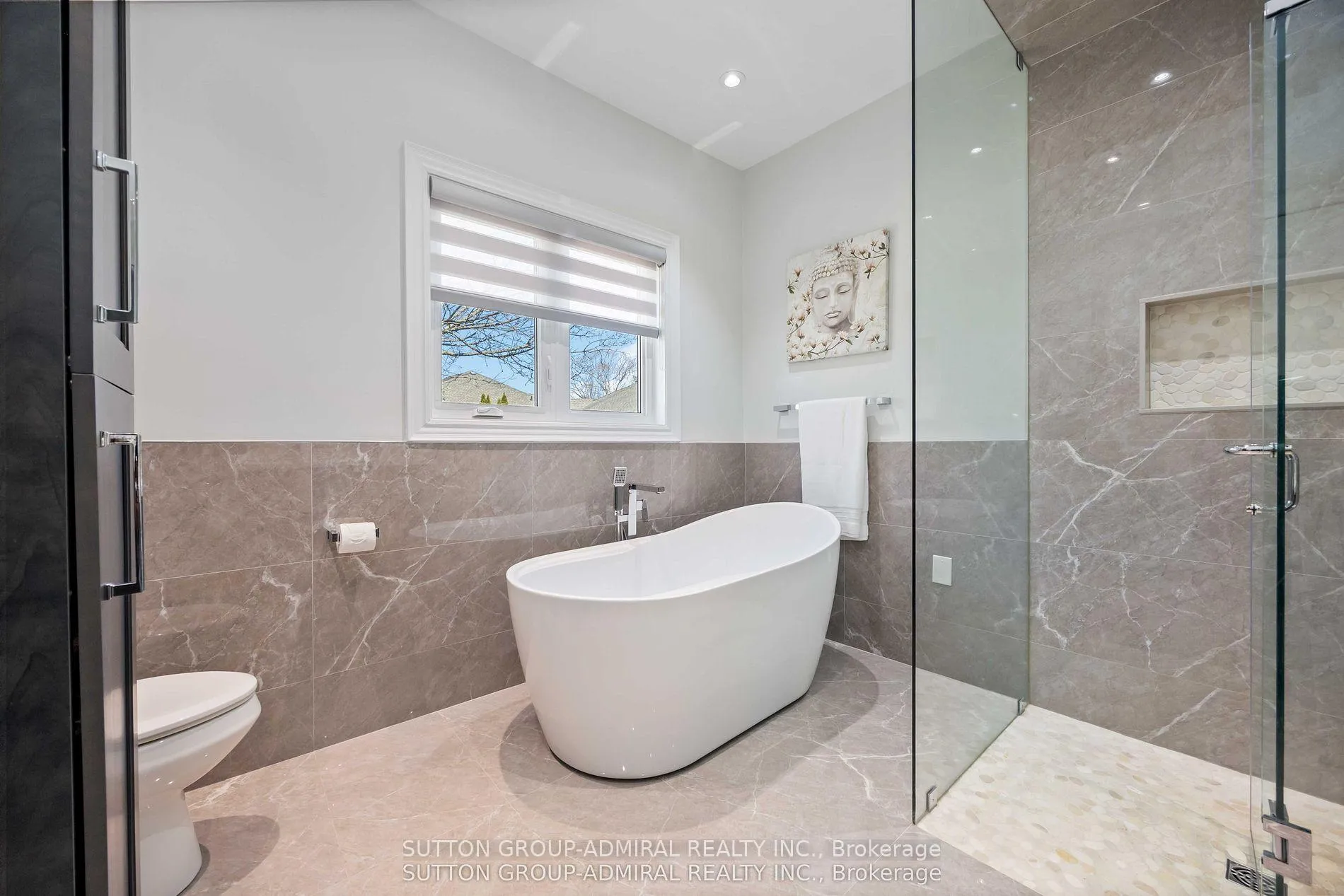 Photo 17 of 71 Glacier Court, Vaughan, Rural Vaughan — HOMEH