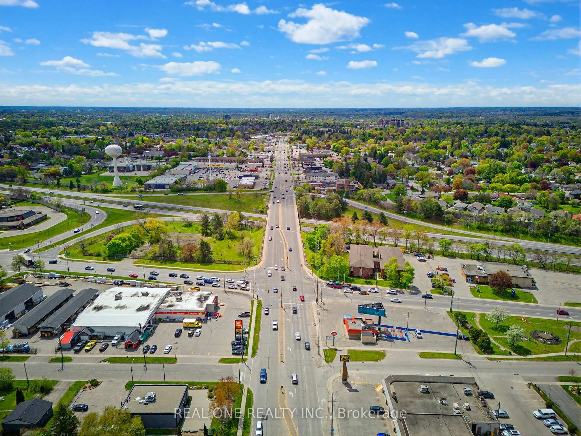 Photo 47 of 63 Palm Crescent, Brantford — HOMEH