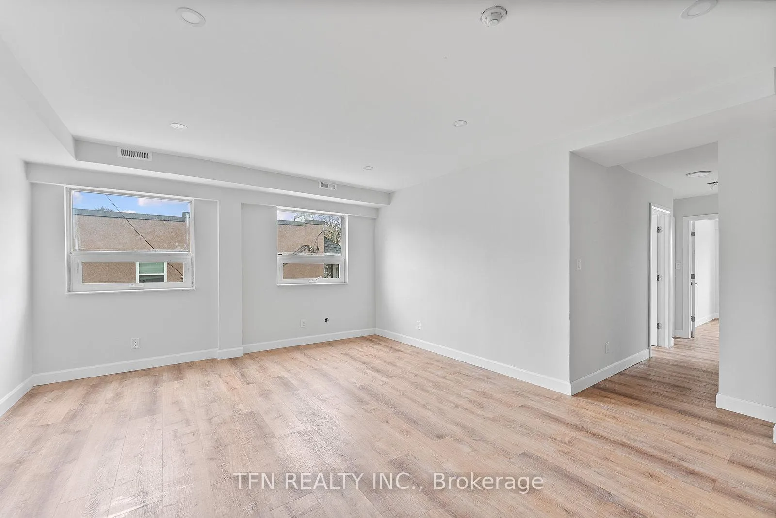 Photo 12 of Unit 304, 1328 Gerrard Street E, Toronto, Greenwood-Coxwell — HOMEH