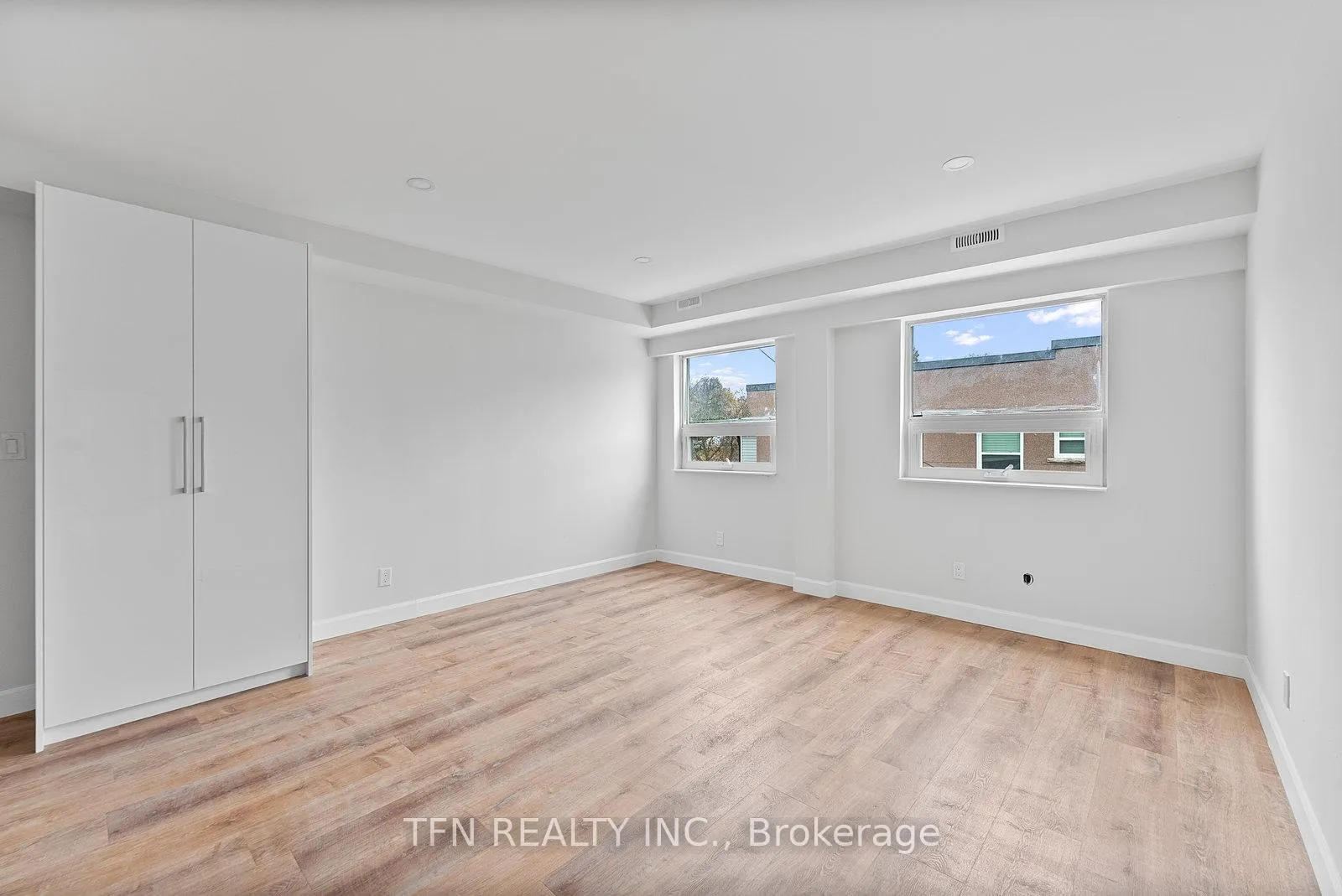 Photo 14 of Unit 304, 1328 Gerrard Street E, Toronto, Greenwood-Coxwell — HOMEH