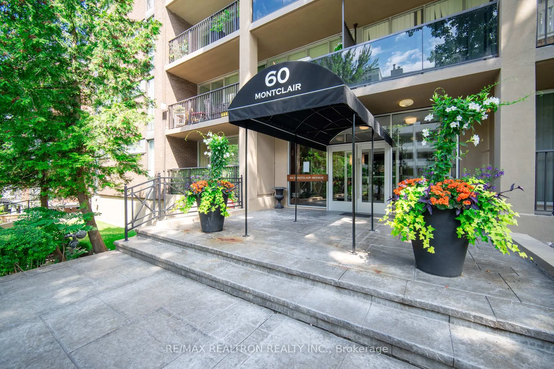 Photo of Unit 506, 60 Montclair Avenue