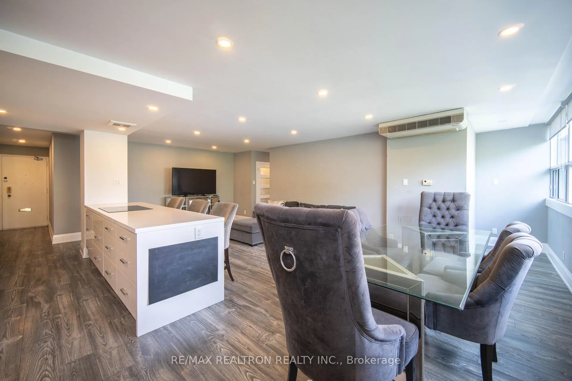 Photo 11 of Unit 506, 60 Montclair Avenue, Toronto, Forest Hill South — HOMEH