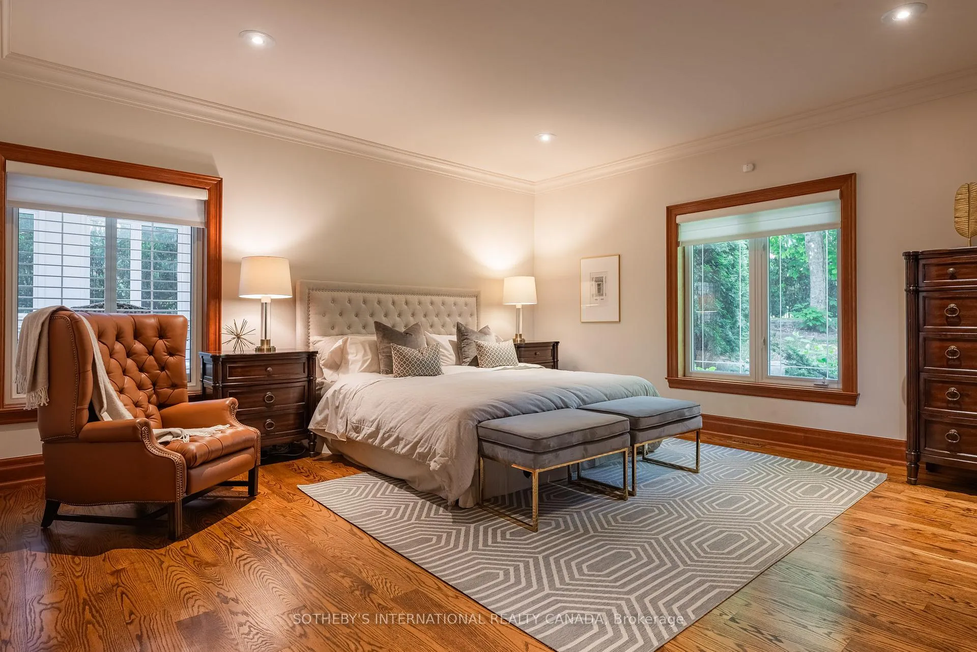 Photo 9 of 101 Paula Court, Vaughan, Kleinburg — HOMEH