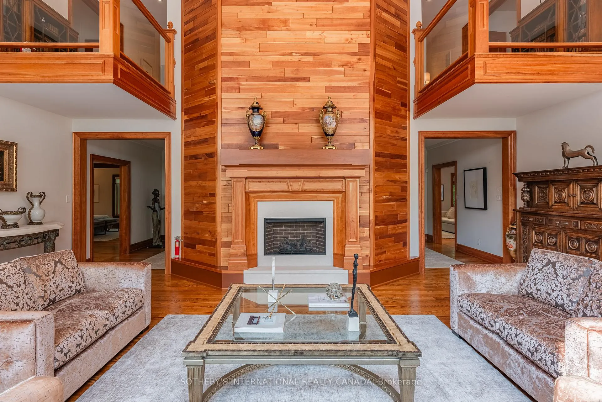 Photo 11 of 101 Paula Court, Vaughan, Kleinburg — HOMEH
