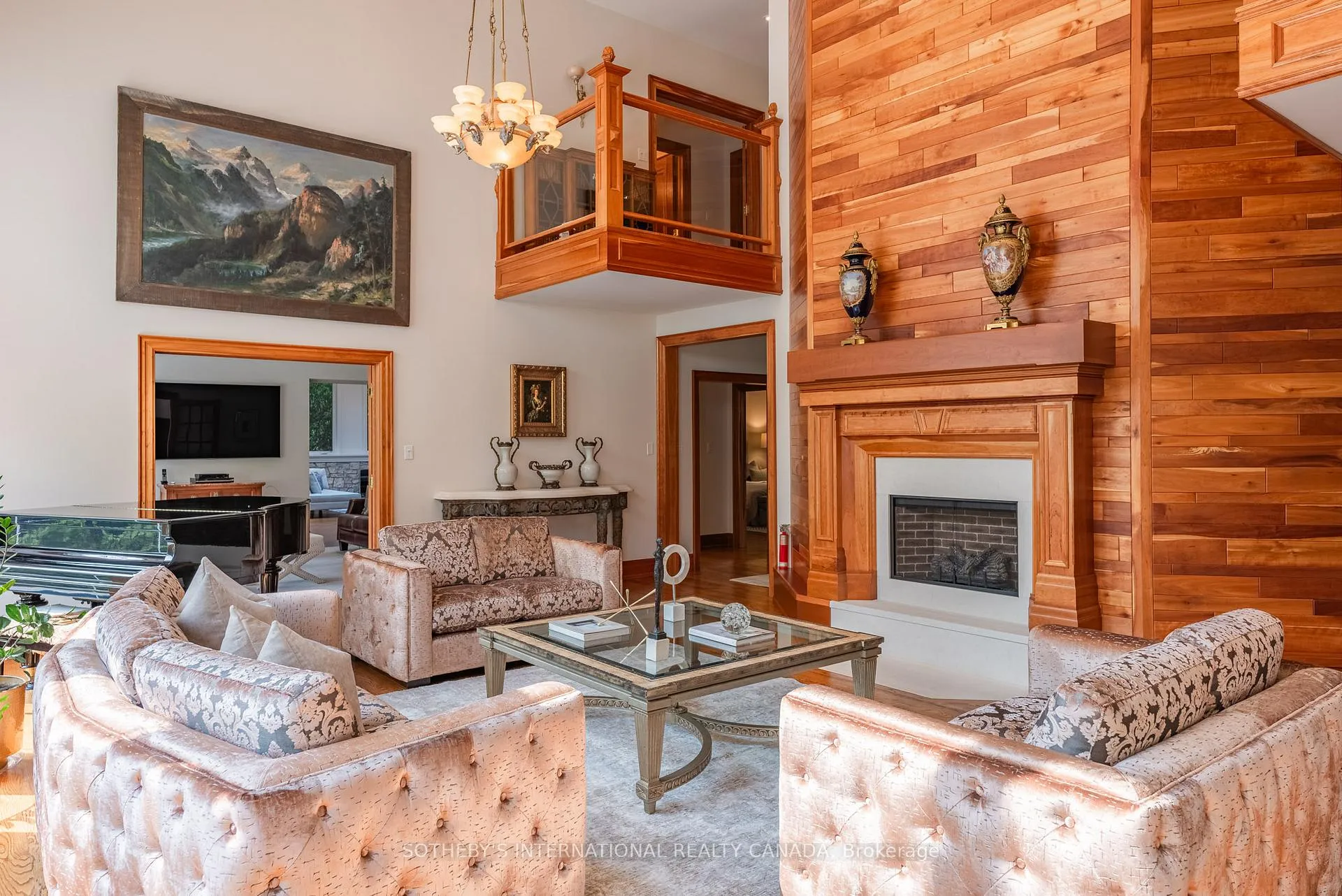 Photo 12 of 101 Paula Court, Vaughan, Kleinburg — HOMEH